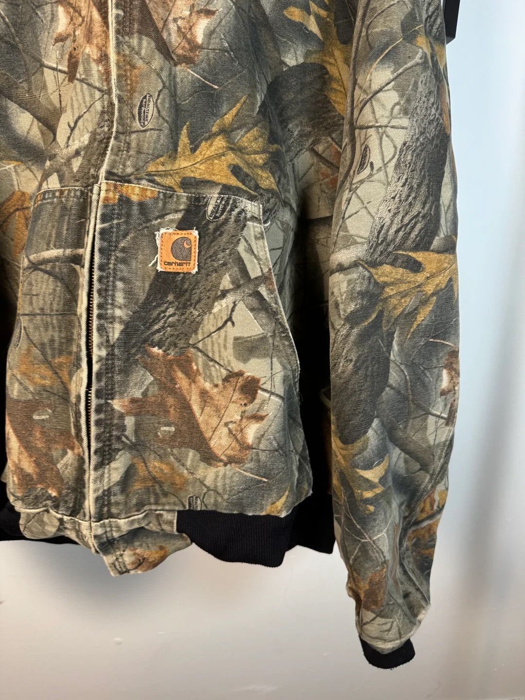 Vintage 🚭 CLASSIC 🚭 CARHARTT THRASHED REALTREE HOODED WORK JACKET Size US XL / EU 56 / 4 - 7 Thumbnail