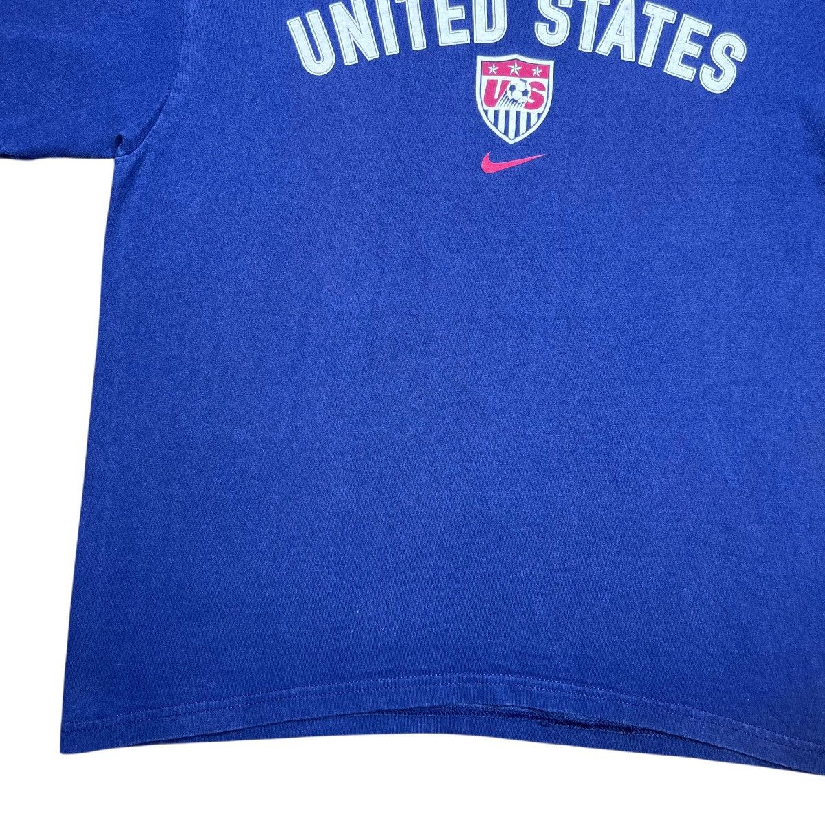 Nike Vintage 2000s Nike Swoosh United States Soccer Team T-Shirt Size US XS / EU 42 / 0 - 7 Thumbnail