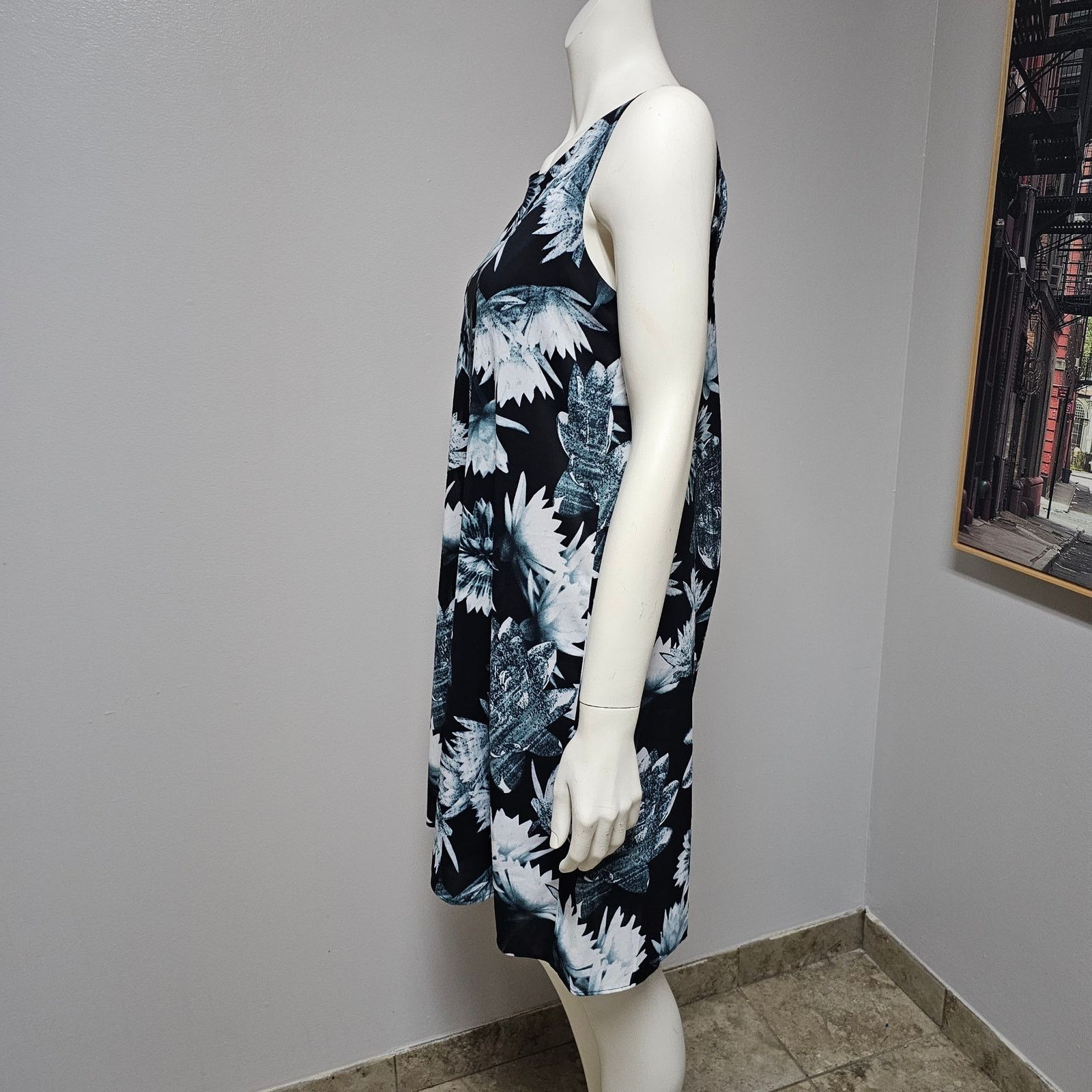Alberta Ferretti Philosophy KeyHole Back Sleeveless Floral Shift Dress SZ S Size S / US 4 / IT 40 - 3 Thumbnail