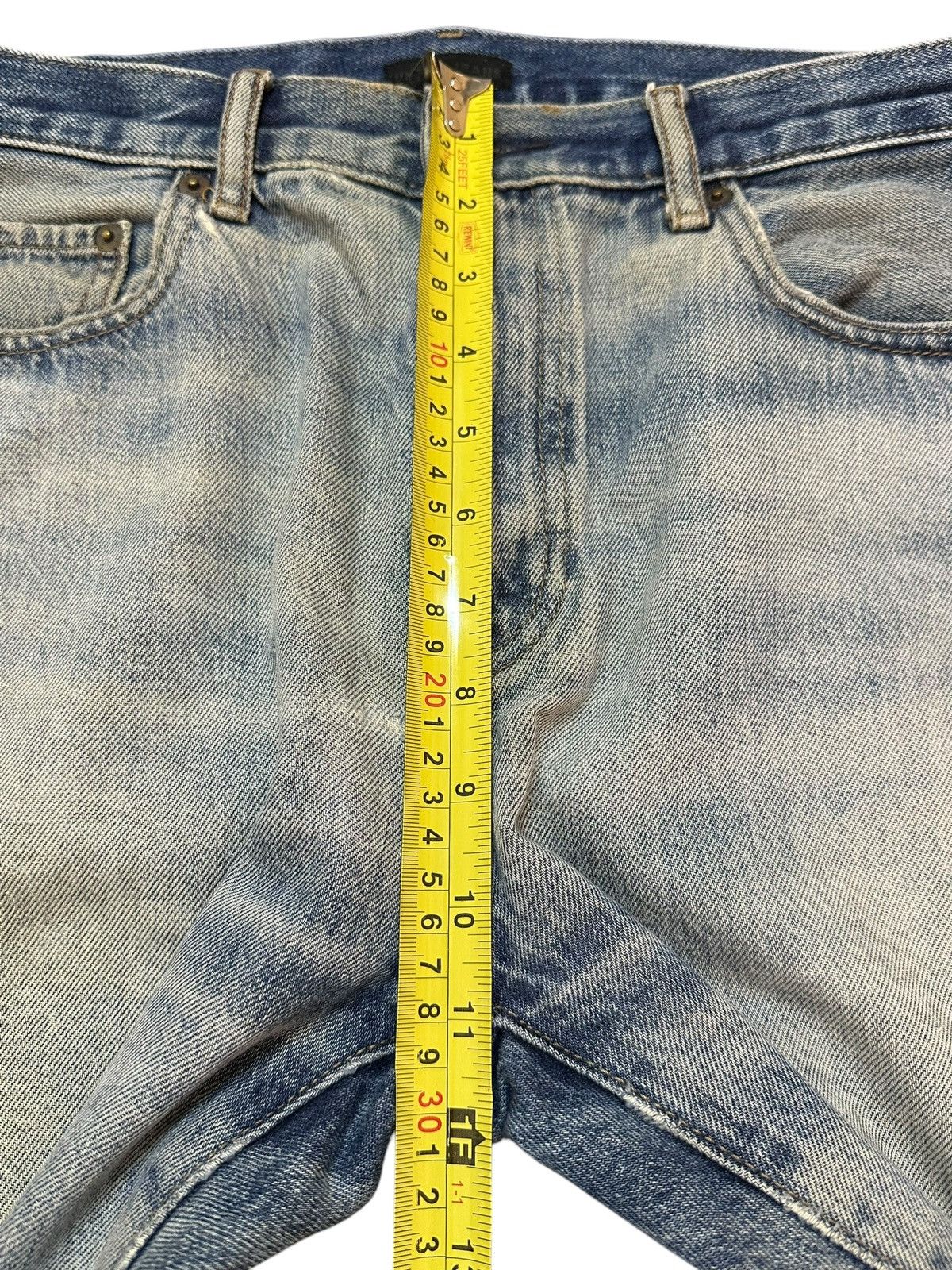 Uniqlo Vintage Japanese Uniqlo Faded Wash Distressed Loose Jeans Size US 32 / EU 48 - 16 Thumbnail