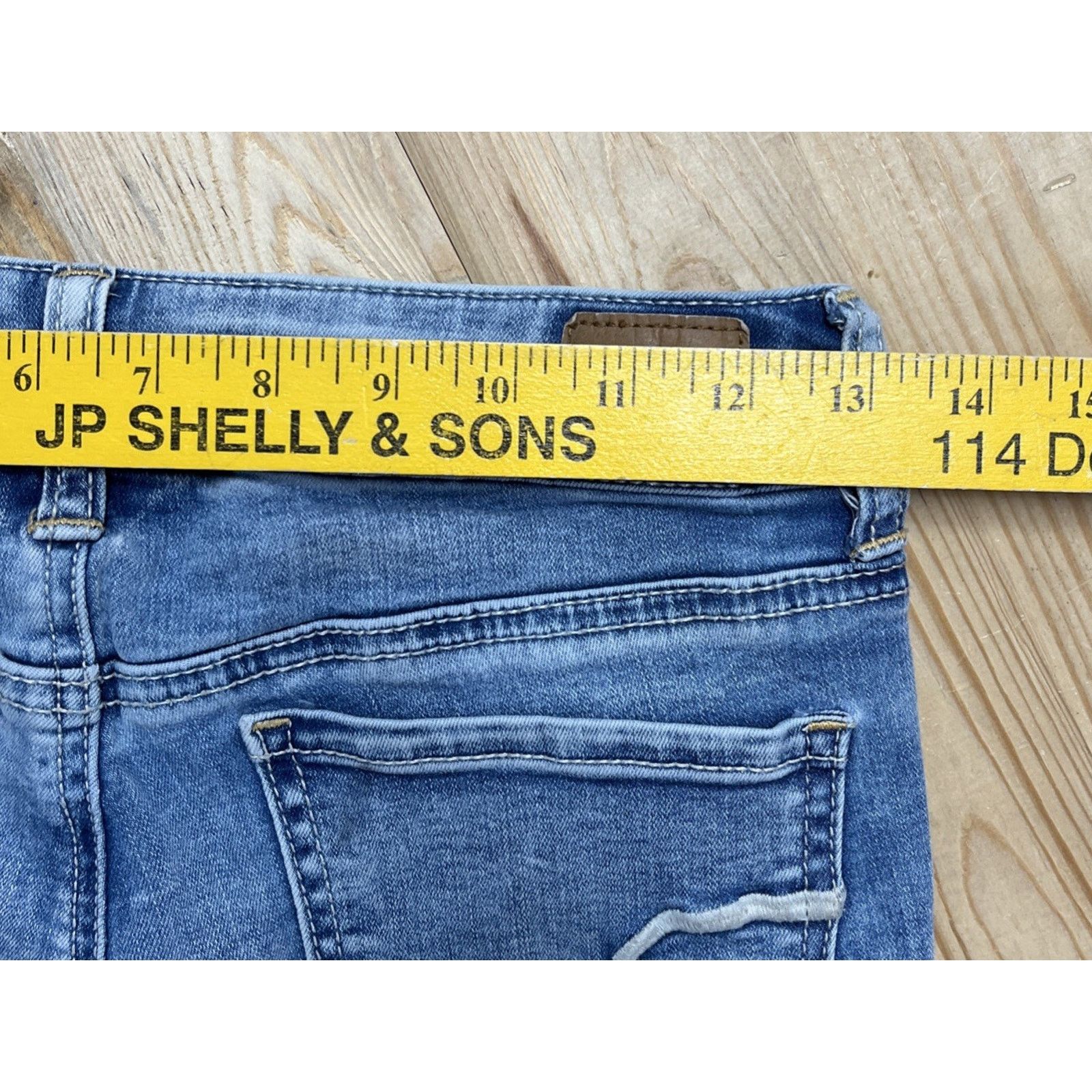 American Eagle Outfitters American Eagle Midi Stretch Women's Jean Short Sz 0 Size 25" / US 0 / IT 36 - 5 Thumbnail