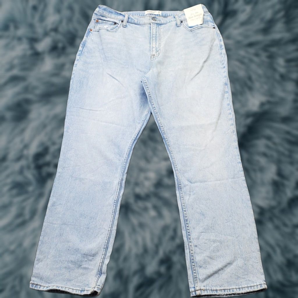 Abercrombie & Fitch Abercrombie & Fitch Jeans Womens Size 33 Blue Denim 90s Straight Ultra High Rise Size 24" / US 00 / IT 34 - 1 Thumbnail