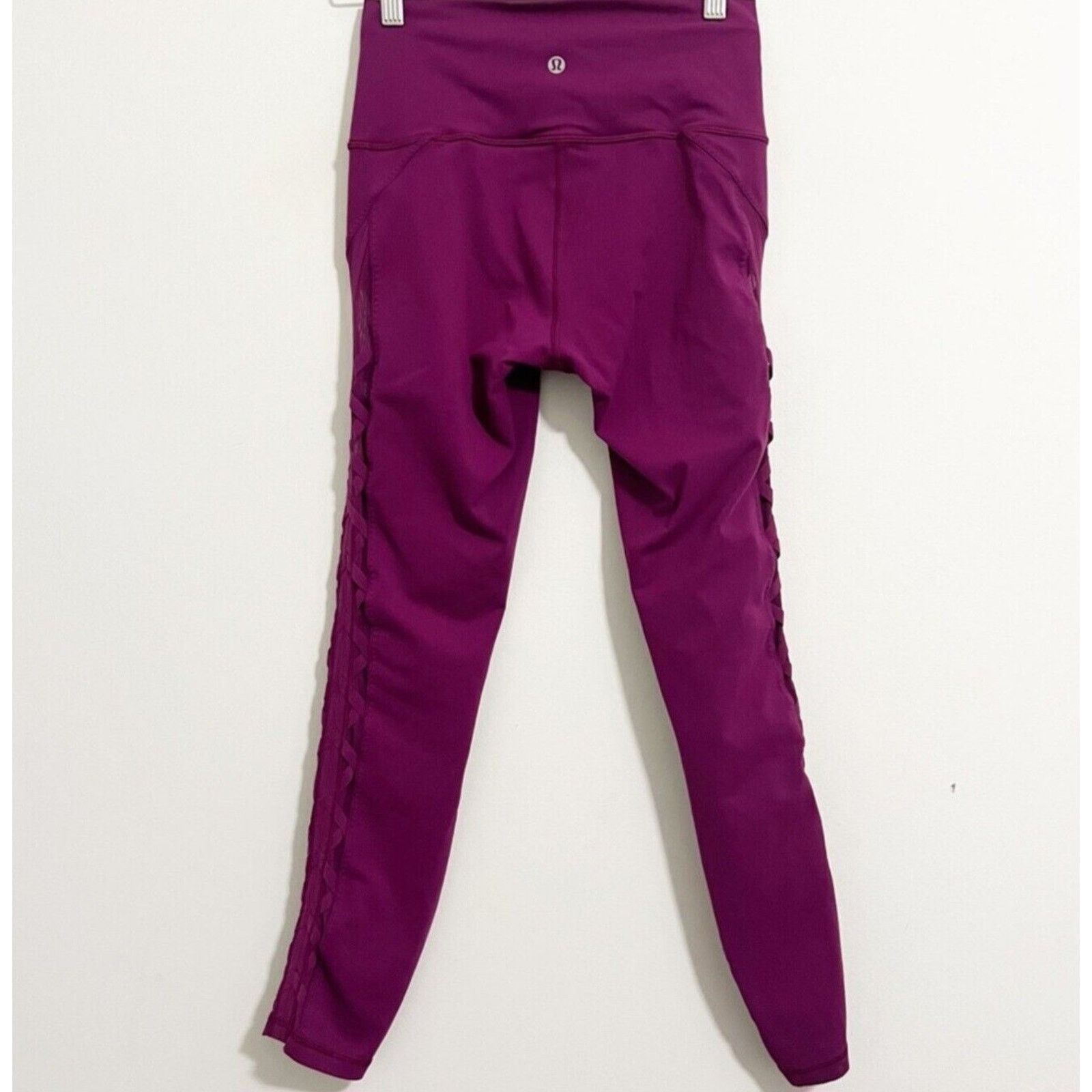 Lululemon Lululemon High Times Rhythm Leggings in Chilled Grape Size 6 Size 28" / US 6 / IT 42 - 7 Thumbnail