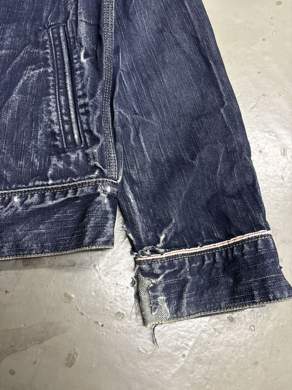 Japanese Brand Japan Selvedge Denim Jeans Type 2 II Distressed Jacket Size US S / EU 44-46 / 1 - 16 Thumbnail