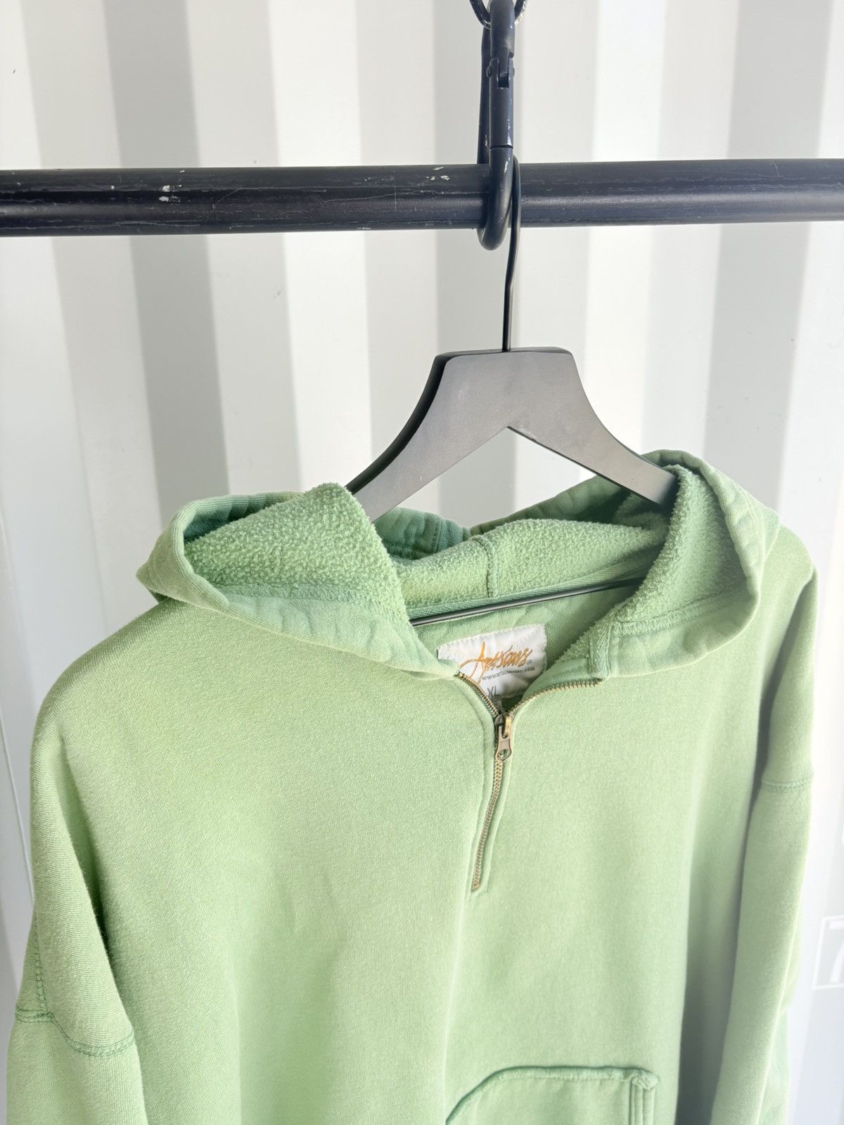 Vintage Vintage Blank Faded Sweatshirt Grunge Thrashed Size US XL / EU 56 / 4 - 5 Thumbnail