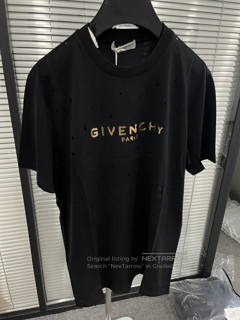 Givenchy Givenchy Black Gold Ripped Short Sleeve Size US XS / EU 42 / 0 - 1 Thumbnail