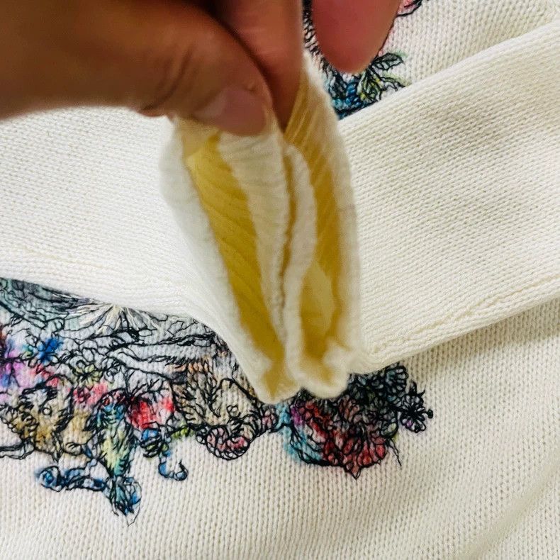 Dior Dior White cashmere chest embroidered floral pattern sweat Size XXS / US 00 / IT 34 - 4 Thumbnail