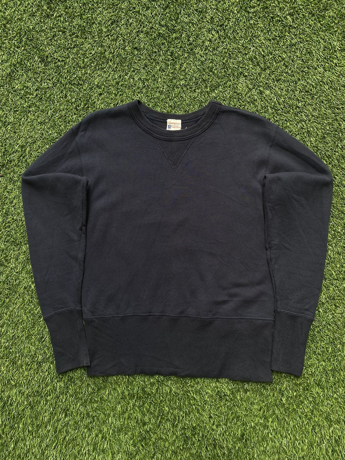 Champion Vintage 80s/90s Champion Running Man V Neck Crewneck Sweats Size US M / EU 48-50 / 2 - 2 Thumbnail