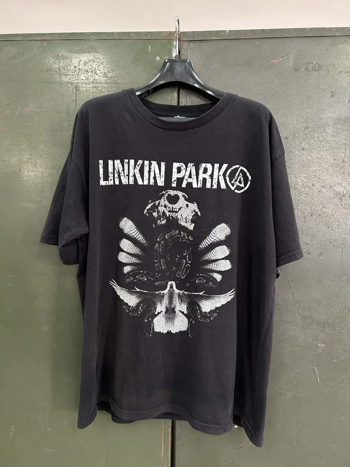 Vintage Linkinpark tour shirts Size US XL / EU 56 / 4 - 8 Thumbnail