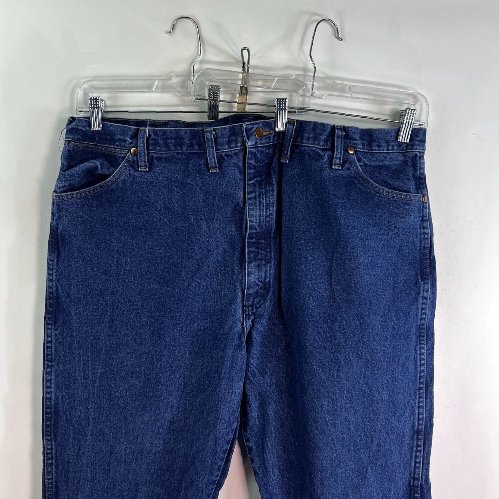 Wrangler VINTAGE Wrangler Jeans Men's Size 46 Blue Denim Straight Leg Relaxed Fit 90s Casual Size US 30 / EU 46 - 2 Thumbnail