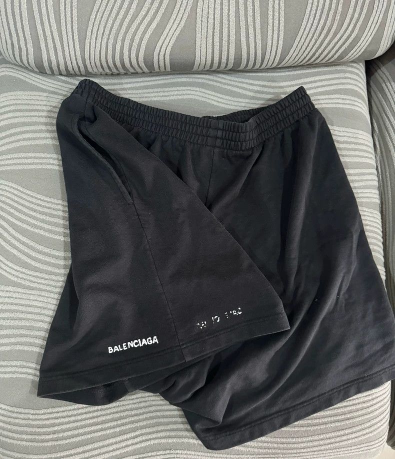 Balenciaga Balenciaga size M Shorts Size US 27 - 2 Thumbnail