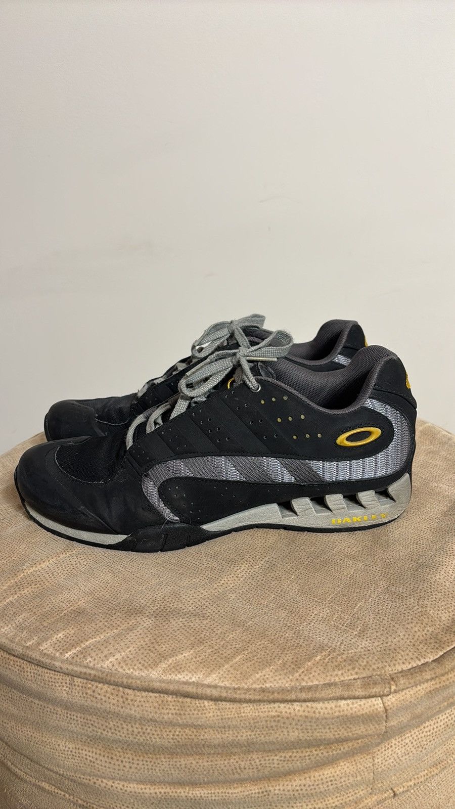 Oakley Vintage Oakley Sneakers Size US 8.5 / EU 41-42 - 3 Thumbnail