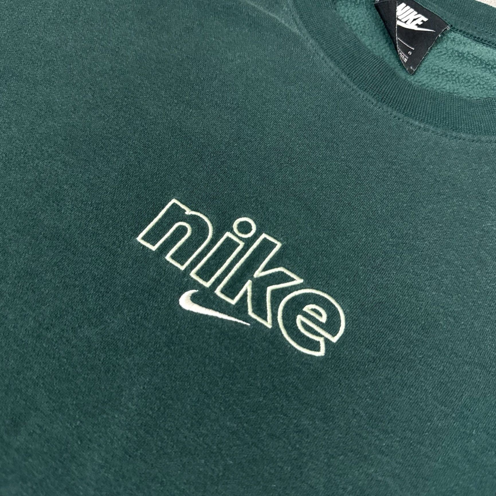 Nike VINTAGE Nike Sweatshirt Woman L Green Center Swoosh Embroidered Crewneck Sweater Pullover Size L / US 10 / IT 46 - 3 Thumbnail
