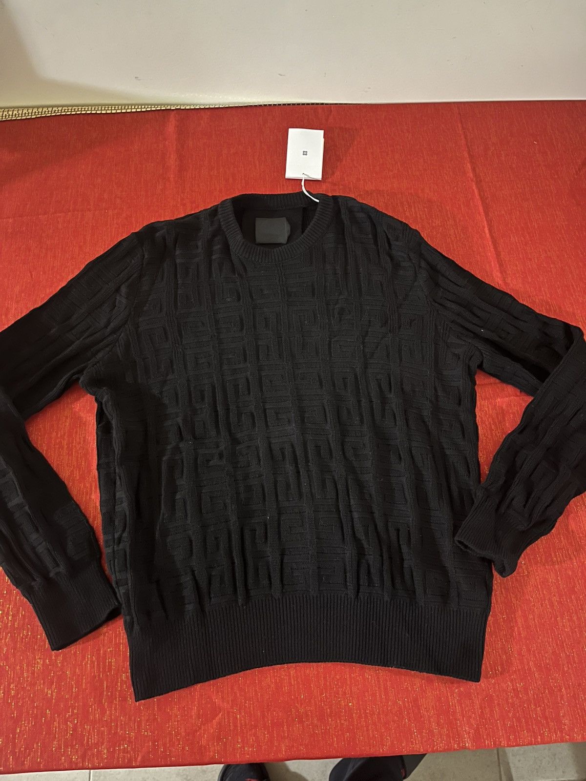 Givenchy Givenchy Sweater Sz M Size US M / EU 48-50 / 2 - 10 Thumbnail