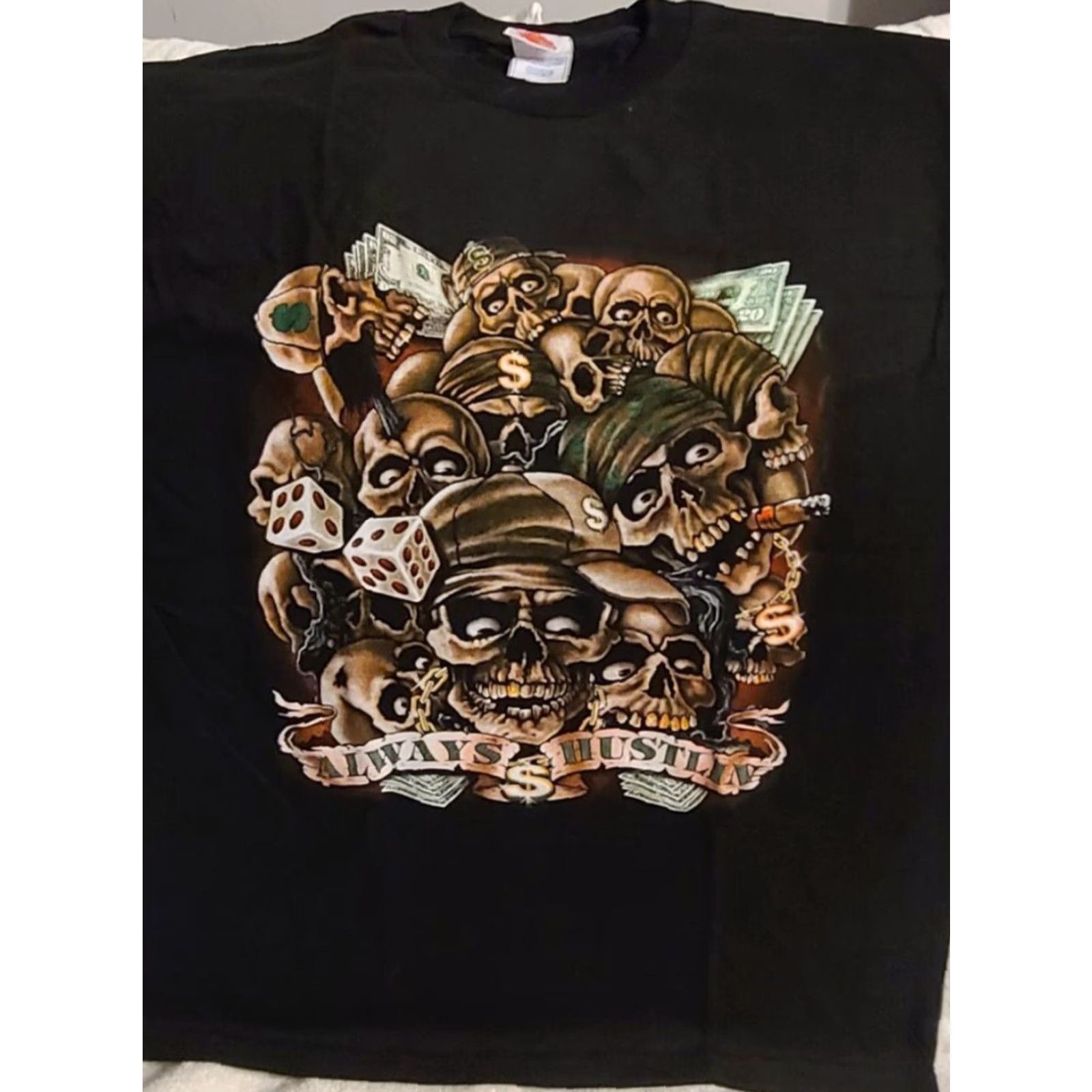 Vintage Vintage Skull Money Dollar Dice Graphic T-Shirt Men Large Black Cotton Size US L / EU 52-54 / 3 - 2 Thumbnail