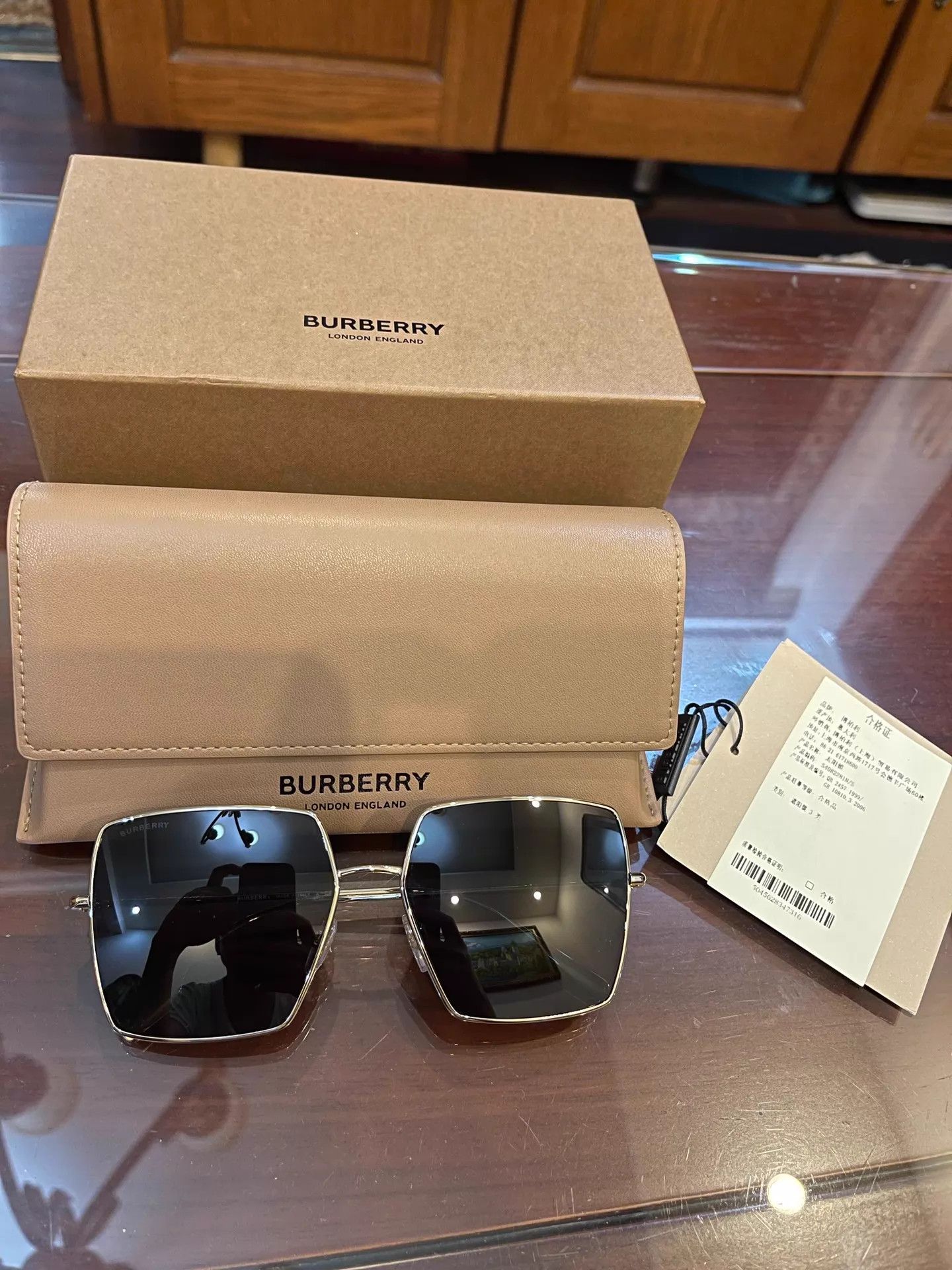 Burberry Burberry Women's Square Gold Trim Sunglasses - Jing Tian Size ONE SIZE - 1 Thumbnail