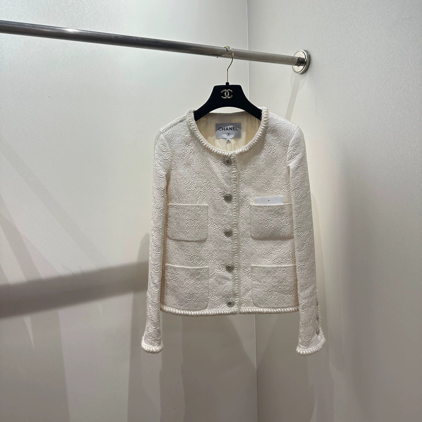 Chanel Chanel apr473 Embossed Tweed Logo Wool Jacket 36 Size XS / US 0-2 / IT 36-38 - 1 Thumbnail