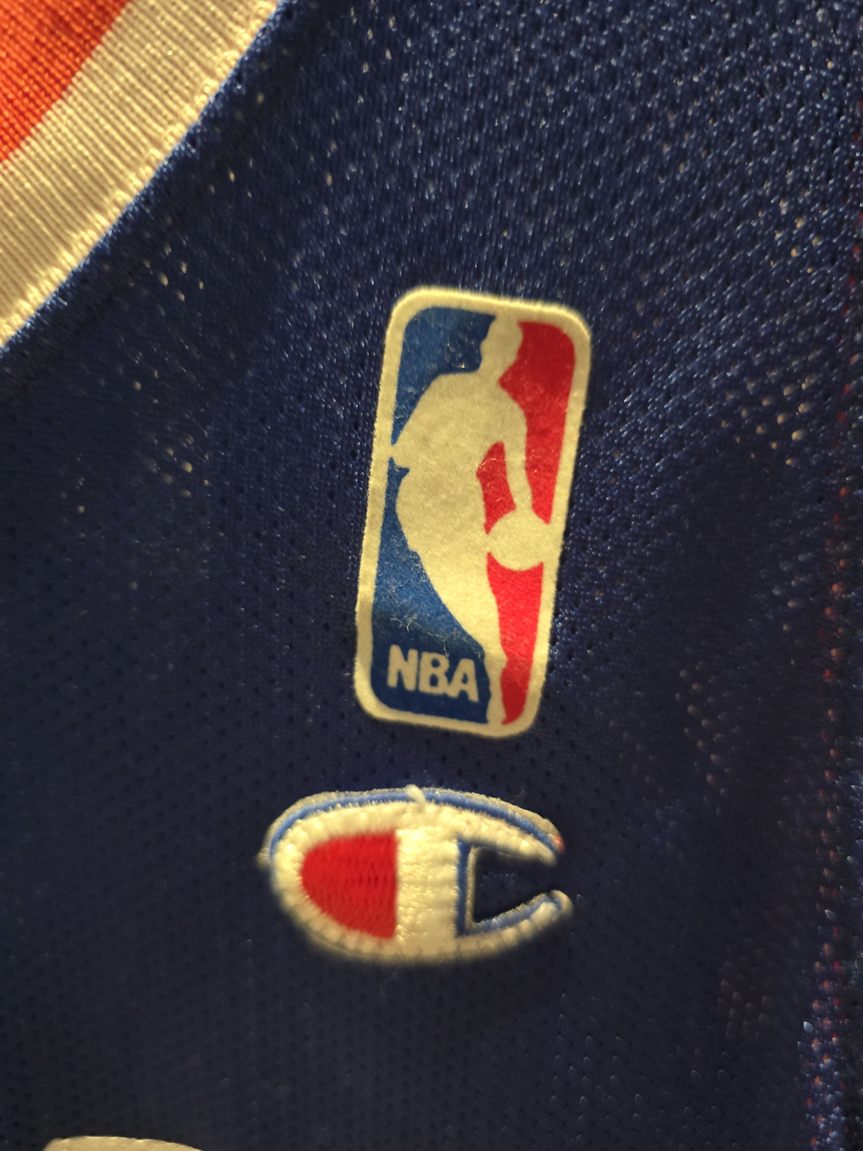 Champion Charles Oakley 1991 Authentic Champion jersey Size US M / EU 48-50 / 2 - 3 Thumbnail