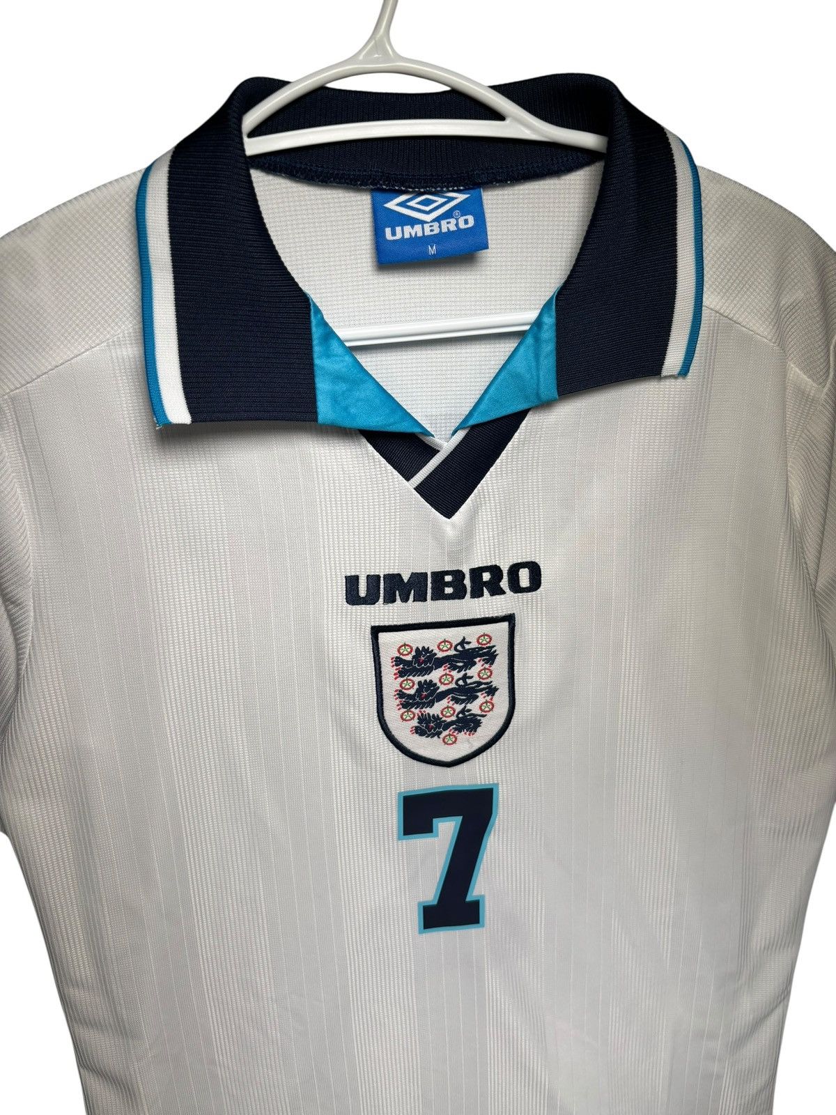 David Beckham × Umbro × Vintage Vintage Umbro 95-96’ Beckham Home Soccer Jersey Size US M / EU 48-50 / 2 - 2 Thumbnail