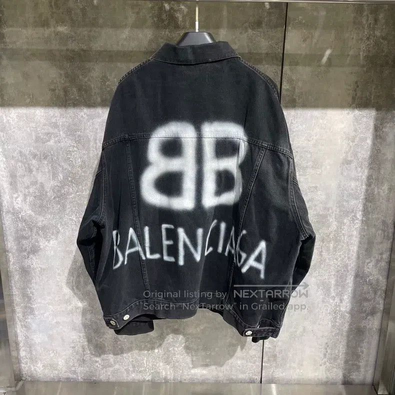 Balenciaga Balenciaga Graffiti Double B Denim Jacket Size US S / EU 44-46 / 1 - 2 Thumbnail