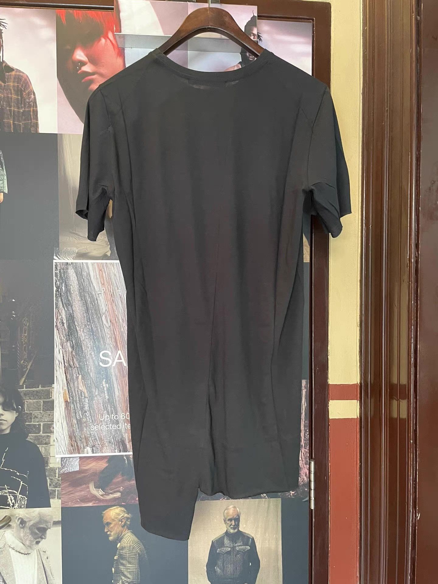 Daniel Andresen Daniel Andresen17SS Asymmetric Cut Short Sleeve T-shirt Ｑ25 Size US M / EU 48-50 / 2 - 4 Thumbnail