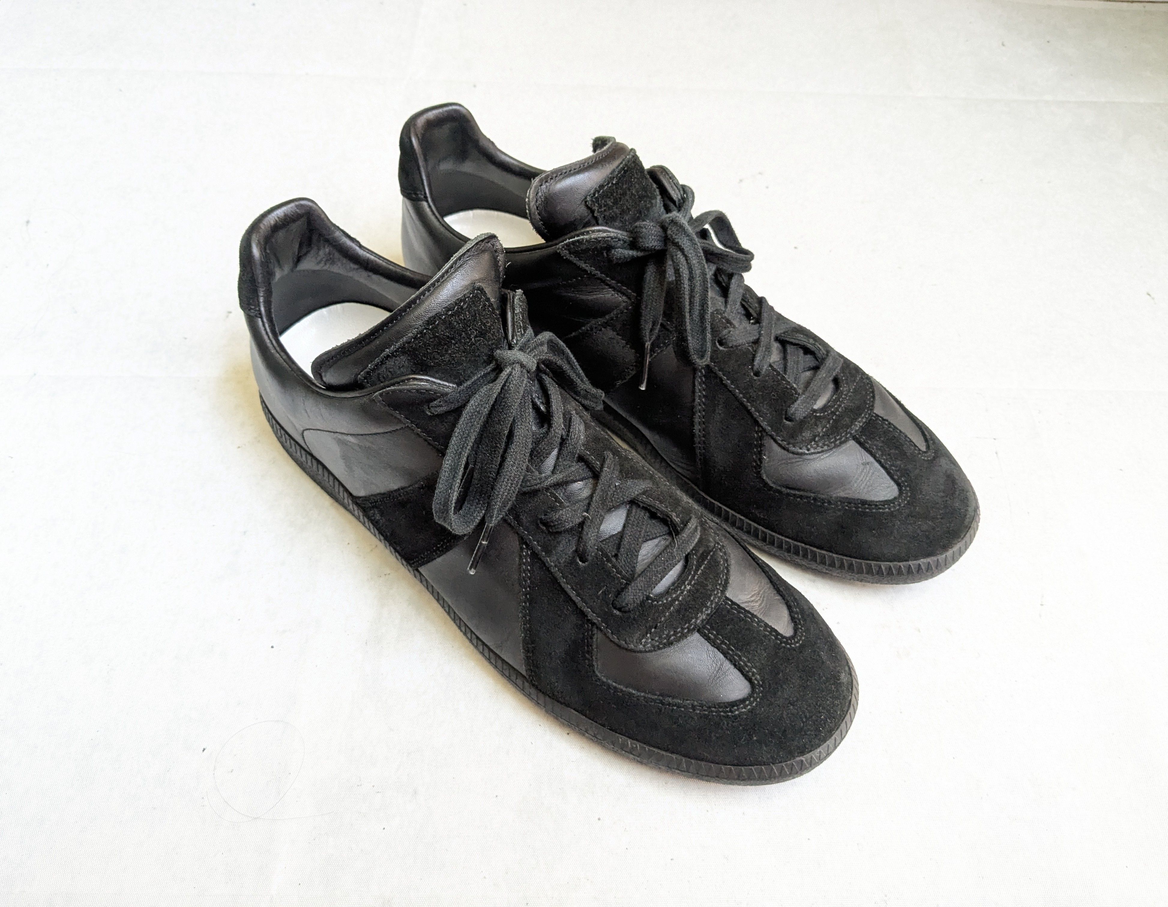 Maison Margiela Maison Margiela GAT Replica Black 9.5 42.5 Low Tops Size US 9.5 / EU 42-43 - 4 Thumbnail