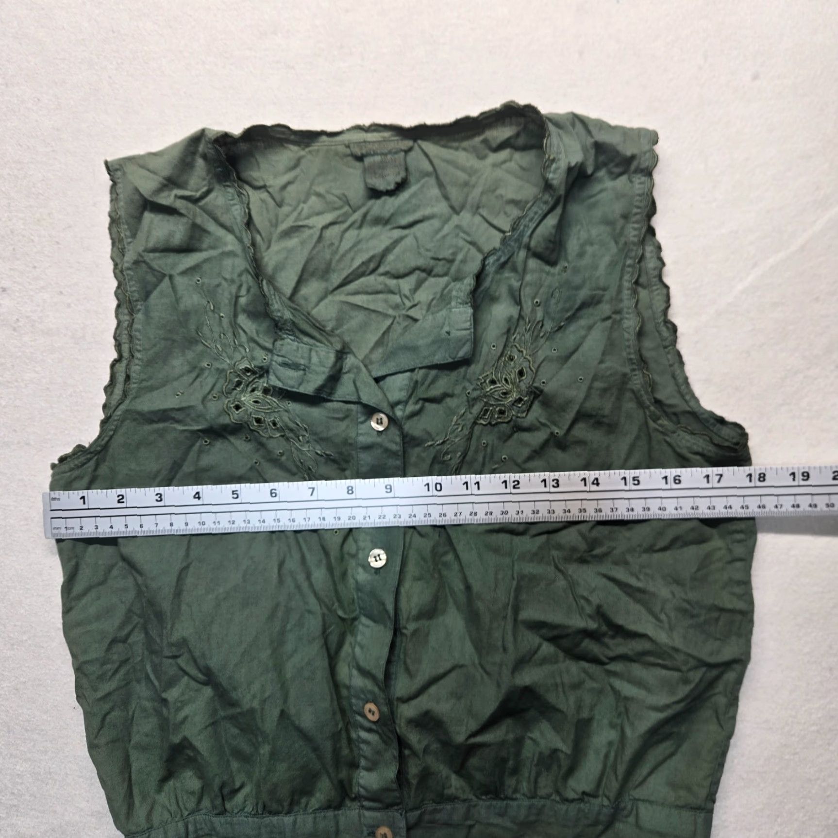 Vintage VINTAGE La Redoute Women's Cropped Sleeveless Button-Up Shirt Size 12 Green Blouse Office Casual Size XL / US 12-14 / IT 48-50 - 3 Thumbnail