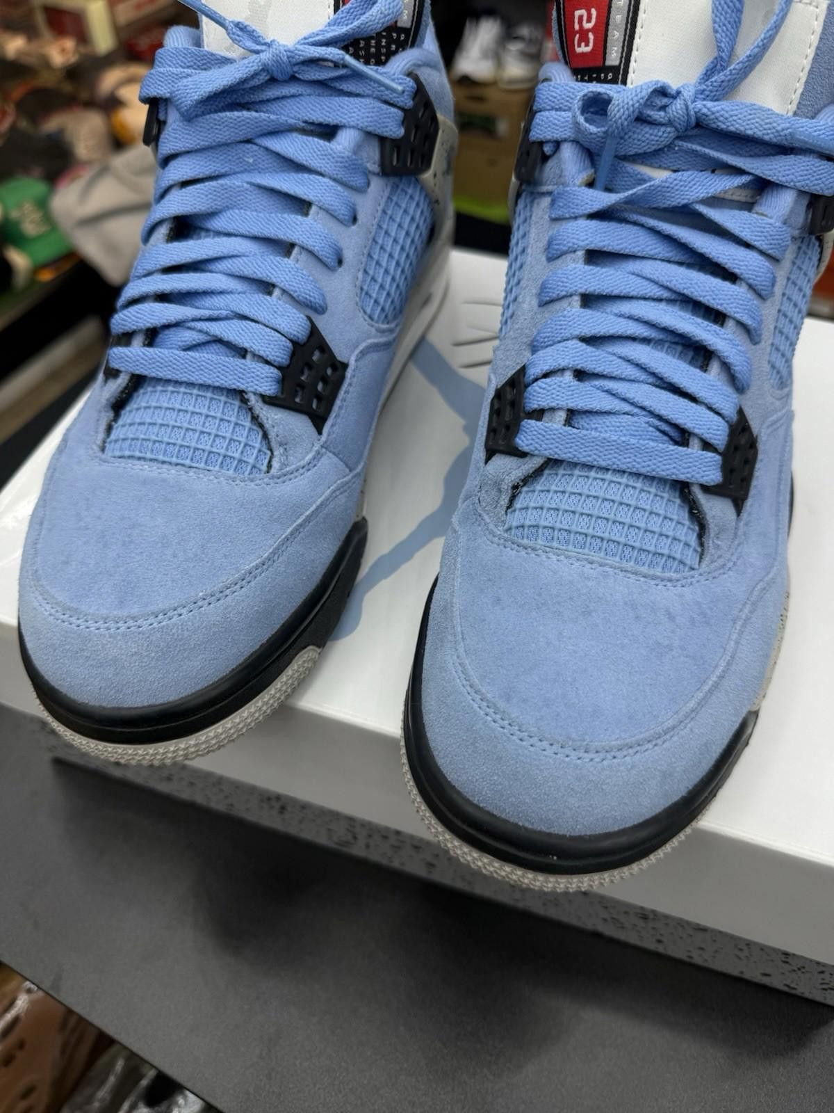 Jordan Brand Size 10.5 - Air Jordan 4 Retro University Blue/Black UNC Size US 10.5 / EU 43-44 - 8 Thumbnail