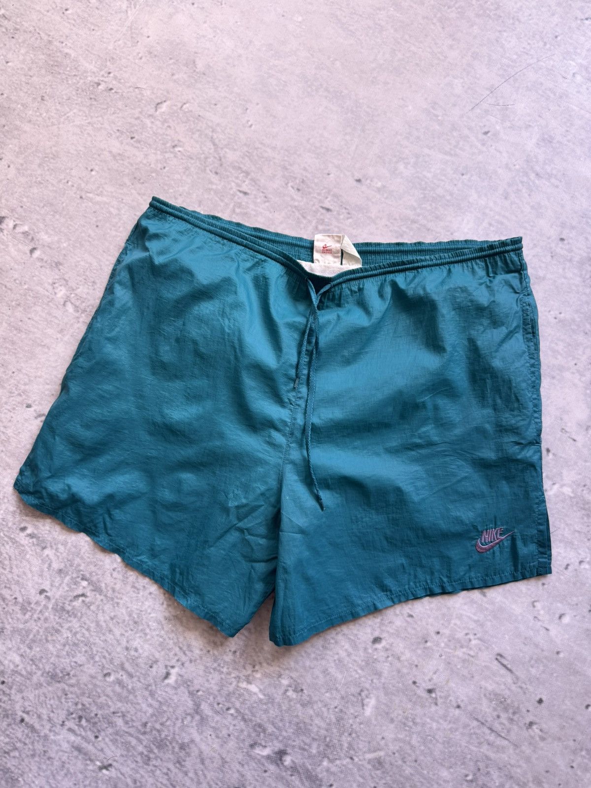 Nike Vintage 90s Nike shorts swim Size US 33 - 1 Thumbnail