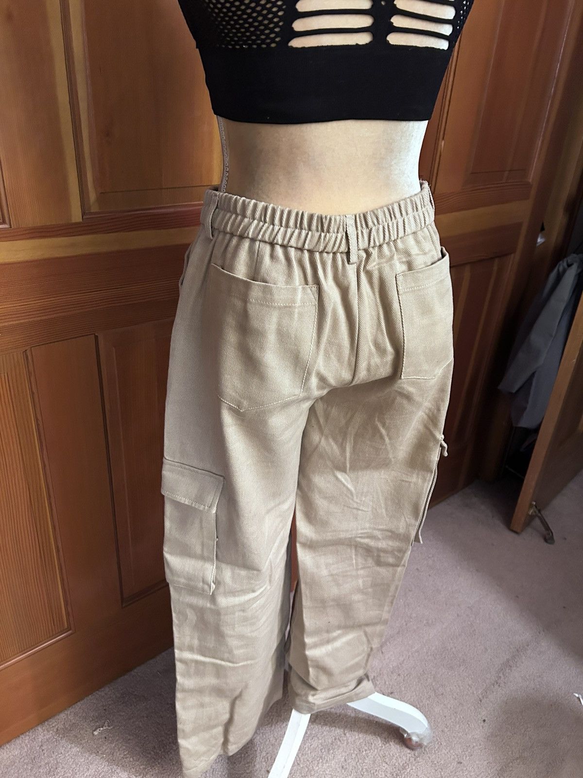Designer × Other NWT, Lavishly Paris Relaxed Fit Oversized Tan Cargo Pants Size 30" / US 8 / IT 44 - 11 Thumbnail