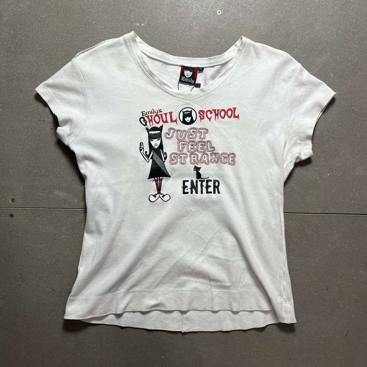 Japanese Brand Emily The Strange T-shirt Size L / US 10 / IT 46 - 1 Thumbnail