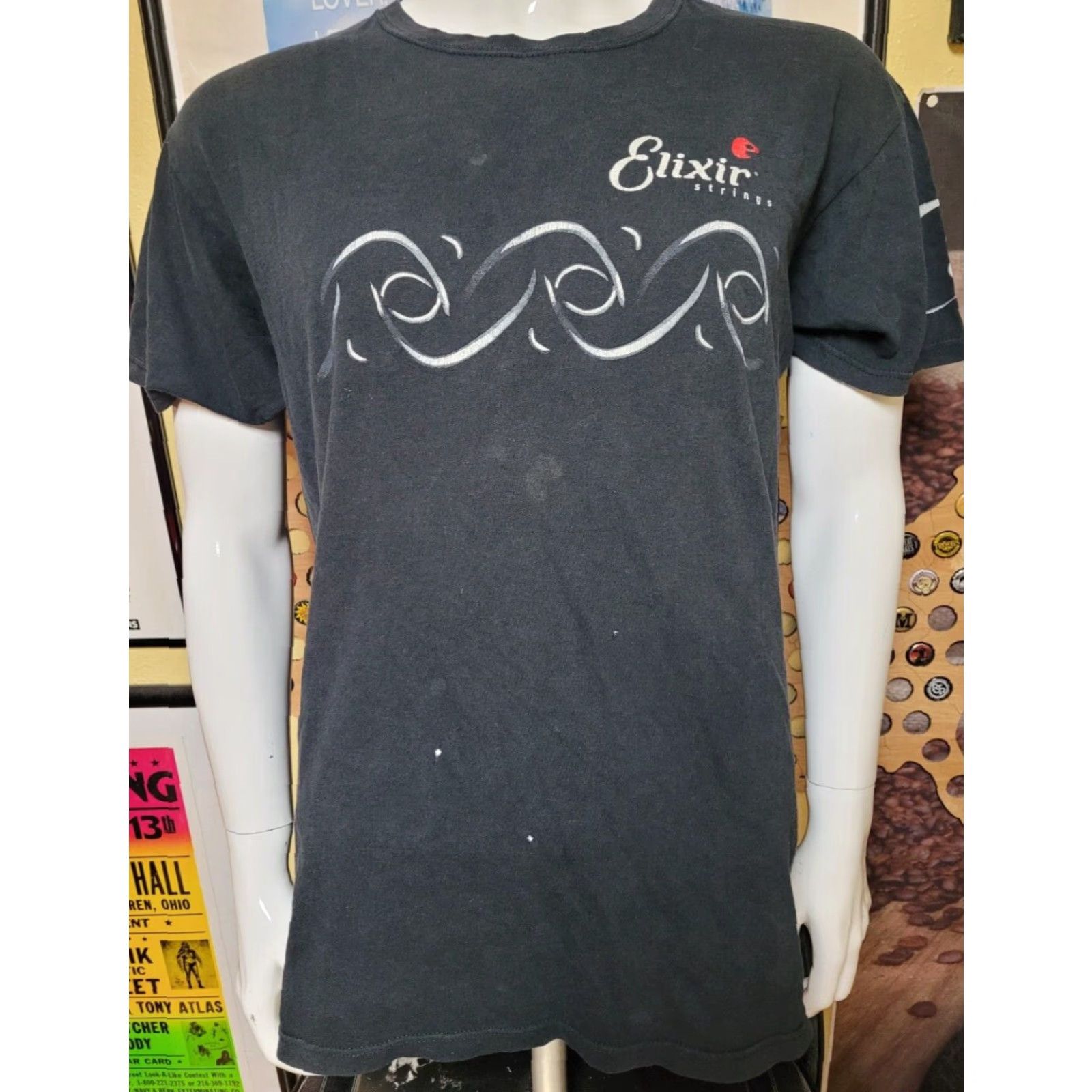 Anvil VTG Anvil T-Shirt Guitar Strings Elixir Short Sleeve Crew Neck Black L Mens Graphic Tee - but ensure only original words. Size US L / EU 52-54 / 3 - 2 Thumbnail