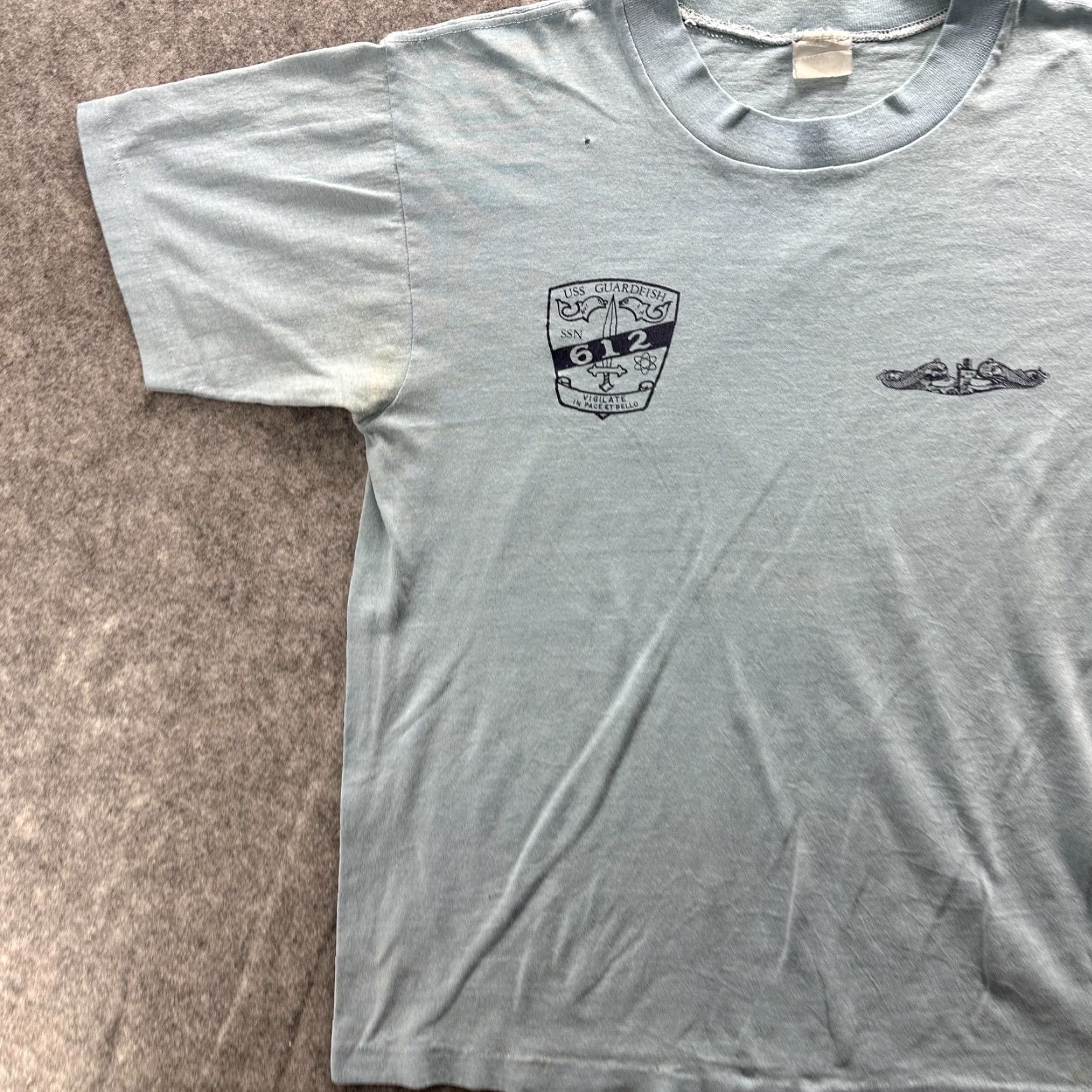 Vintage VINTAGE USS GUARDFISH SSN 612 Shirt Mens Medium Blue Submarine Navy 80s SS T-Shirt Crew Neck Graphic Print Mens Size US M / EU 48-50 / 2 - 3 Thumbnail