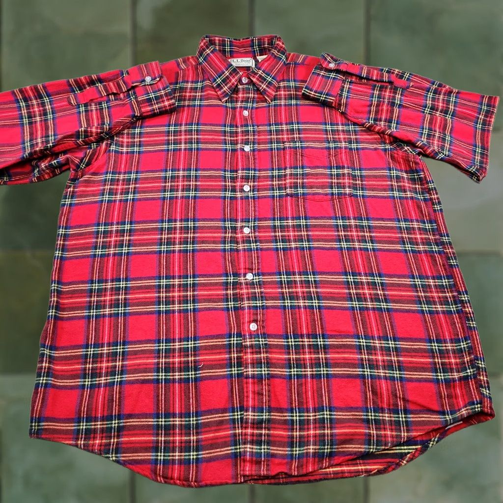 Vintage VINTAGE 70s LL Bean Shirt Men Large USA Made Scotch Plaid Red Button Up Size US L / EU 52-54 / 3 - 1 Thumbnail