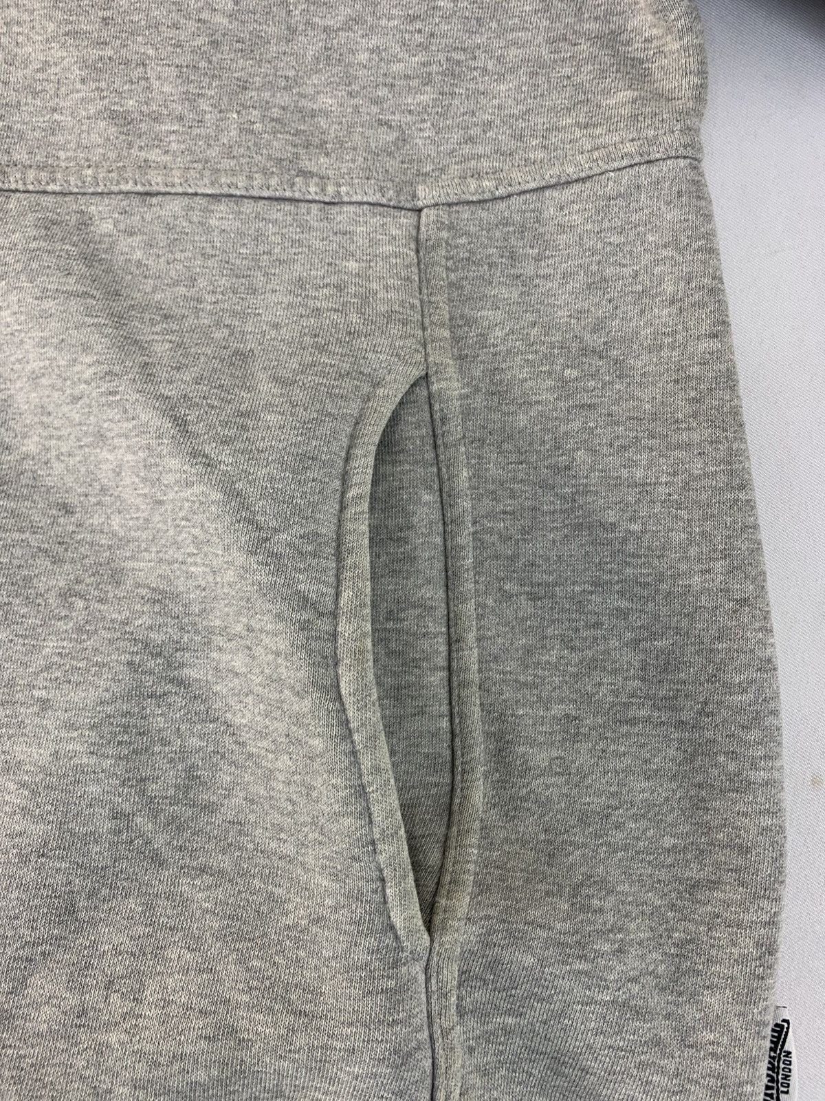Lonsdale Lonsdale London Zip Up Spell Out Embroidery Logo Design Size US XL / EU 56 / 4 - 17 Thumbnail