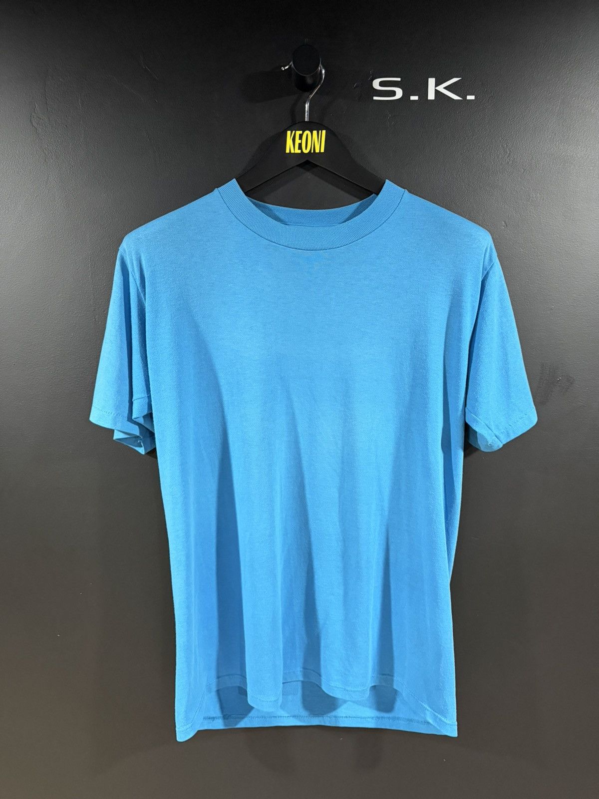 Vintage 1980s Vintage Turquoise Aqua Blue Single Stitch Blank Tee L Size US L / EU 52-54 / 3 - 1 Thumbnail