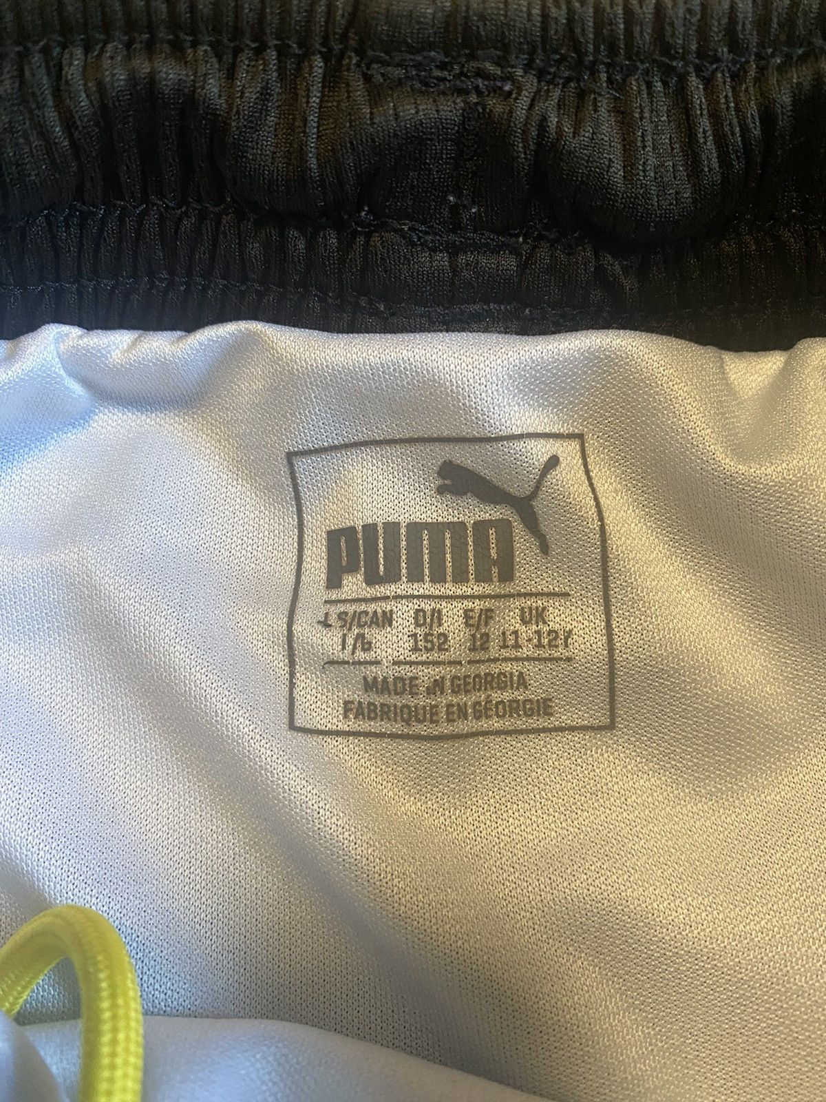 Puma × Vintage Vintage Borussia Dortmund 2017/2018 Away KIDS Size L Size US L / EU 52-54 / 3 - 20 Thumbnail