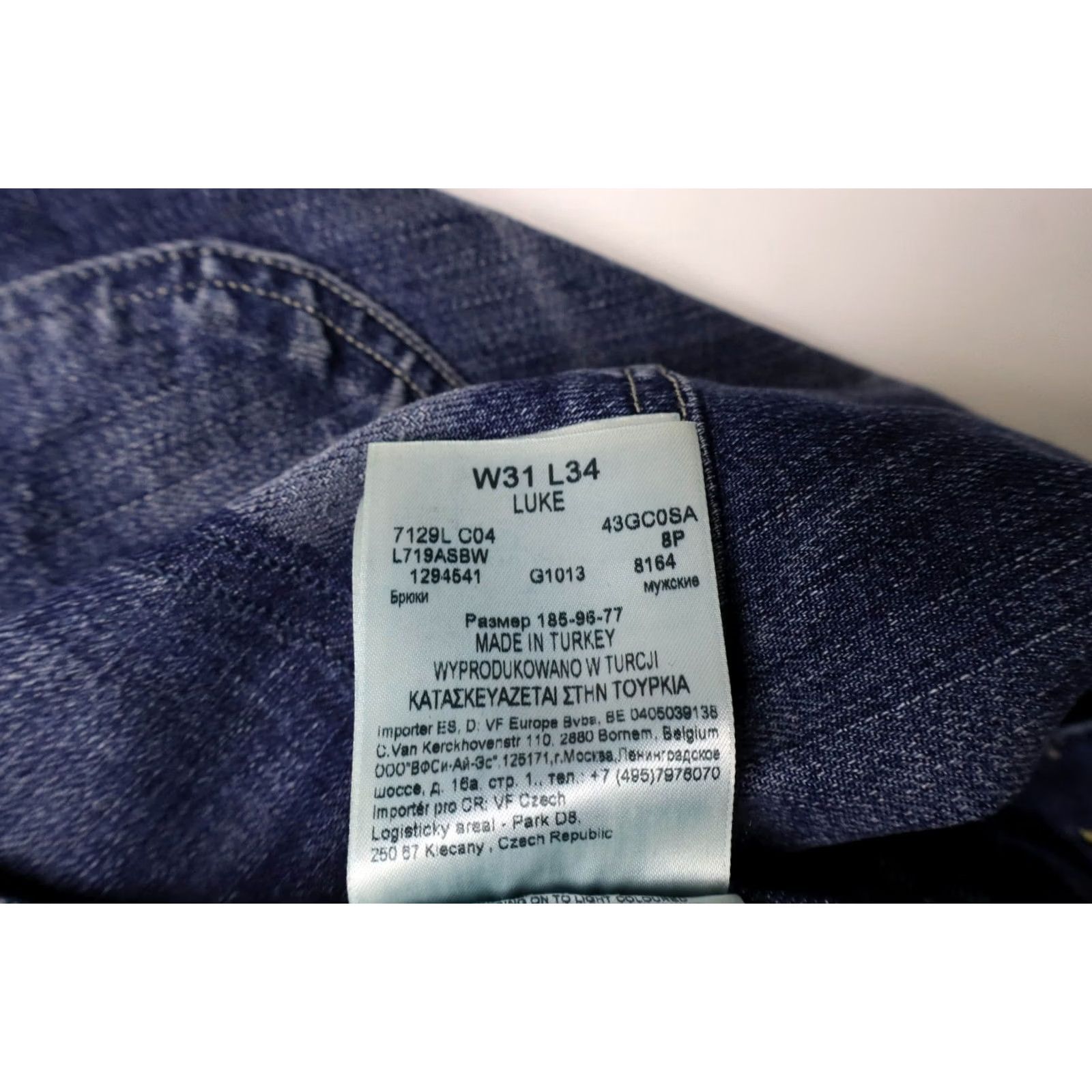 Lee LEE Luke Jeans Men's Slim W31/L34 Zip Fly Stretch Distressed Blue 90% Cotton Denim Jeans Mens W31/L34 Slim Zip Fly Blocked Pockets - Size US 31 - 8 Thumbnail