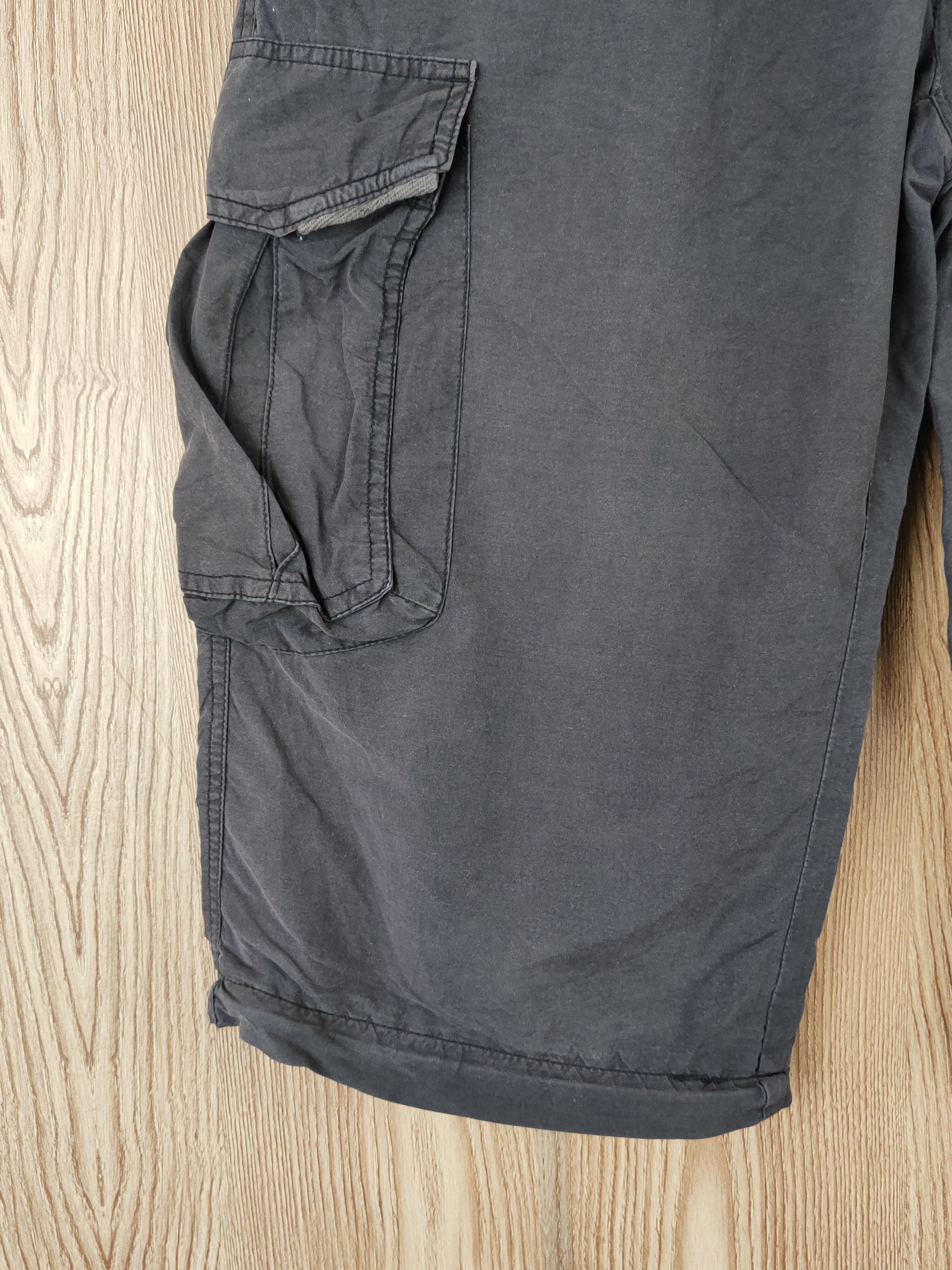 Converse Converse Black Faded Multipocket Tactical Short Pants #S2750 Size US 32 / EU 48 - 4 Thumbnail