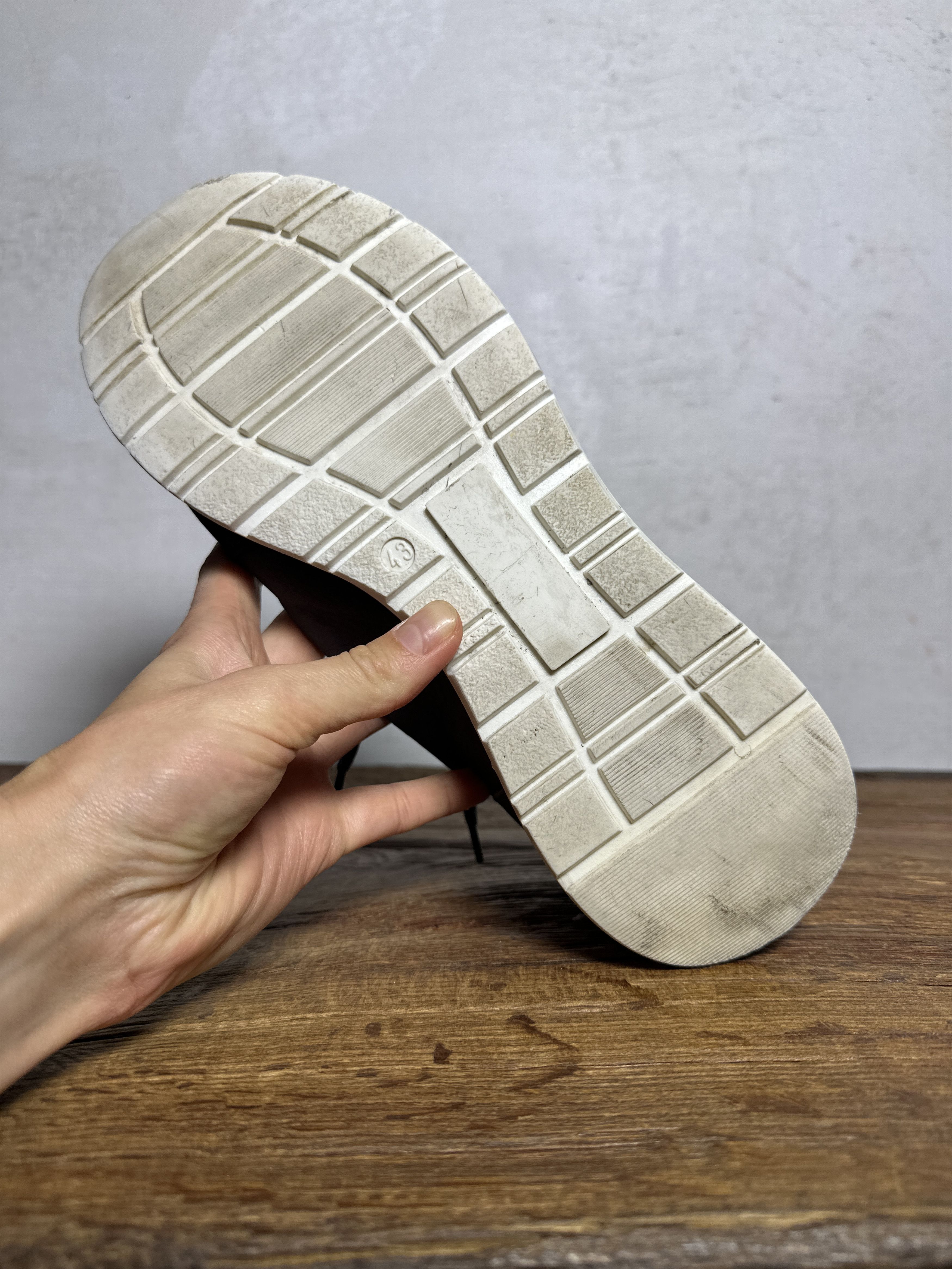 Buscemi Buscemi Low Top Suede Sneakers Size US 10 / EU 43 - 8 Thumbnail