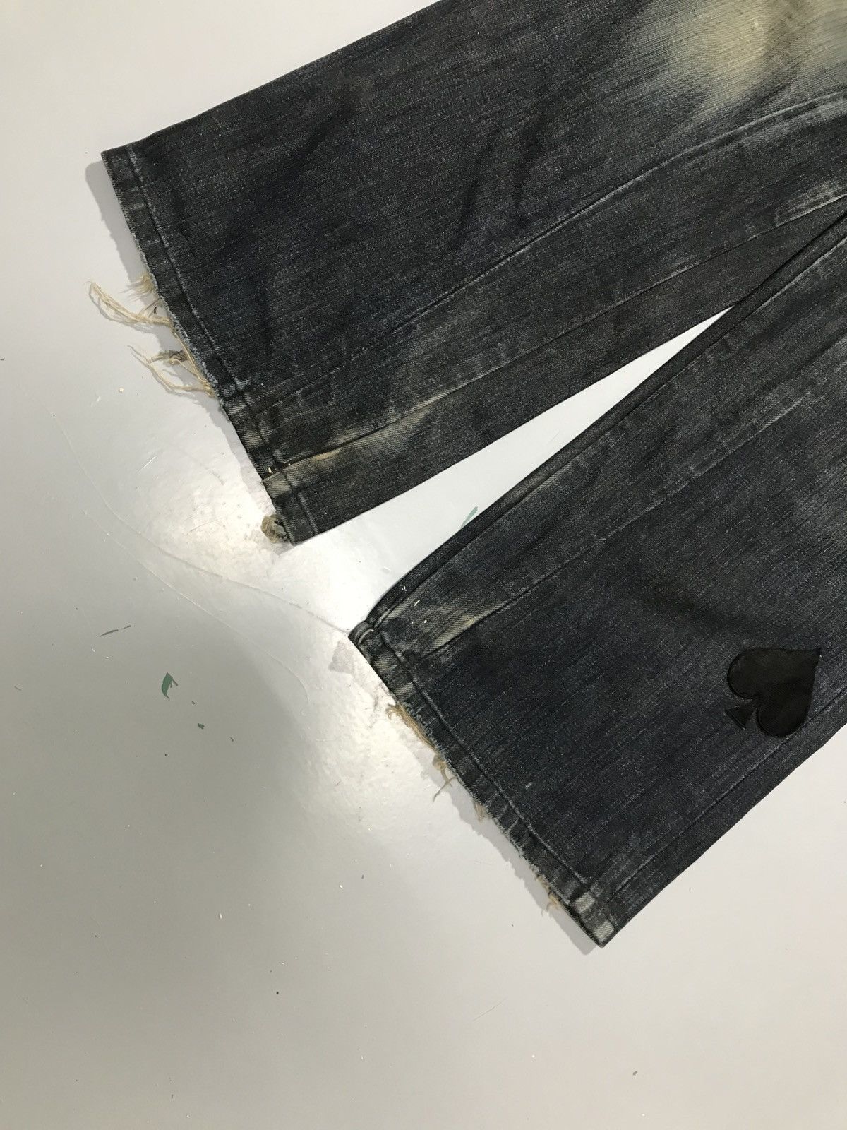 Ed Hardy Vintage ed hardy damaged denim Size US 34 / EU 50 - 4 Thumbnail