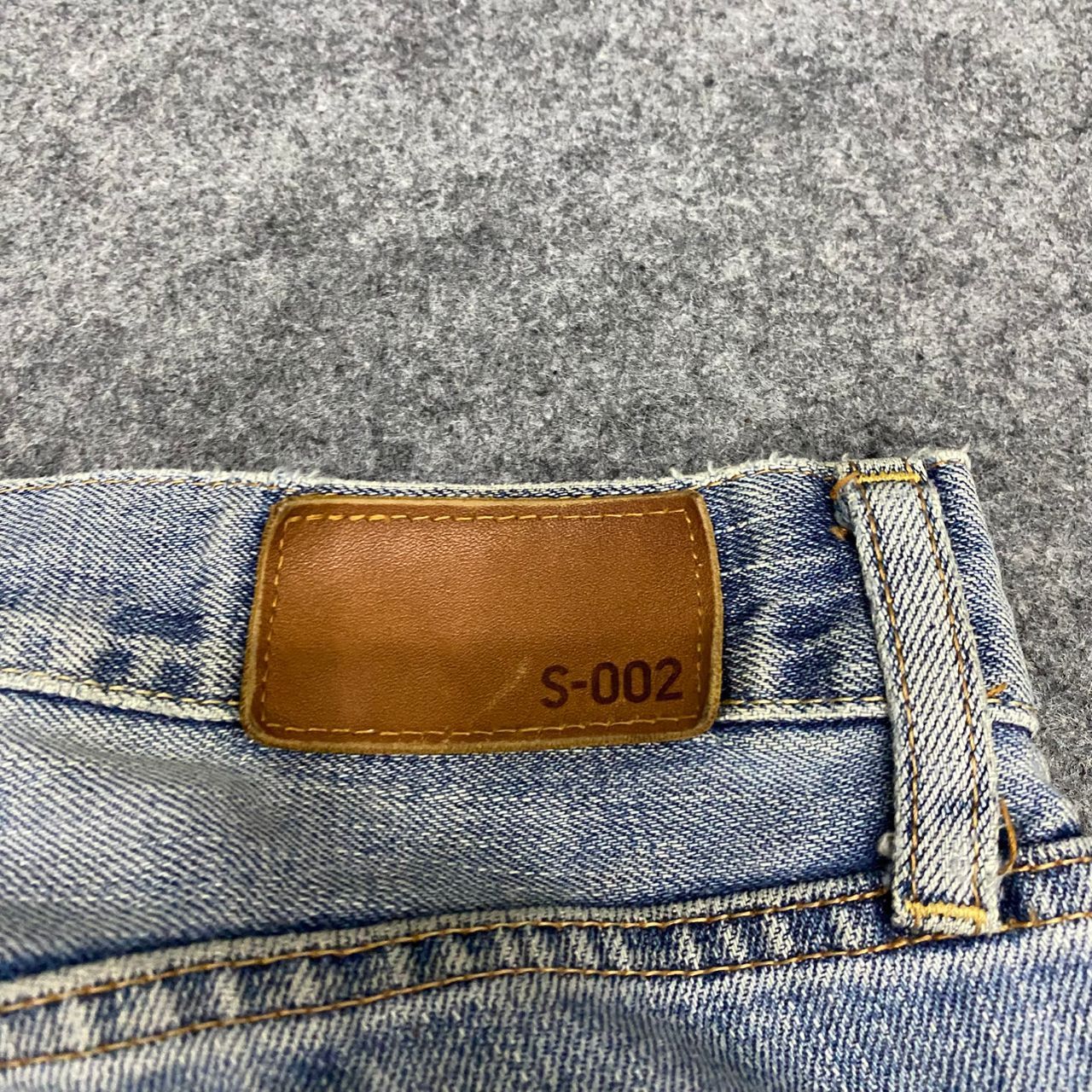 Japanese Brand Vintage Uniqlo Distressed Denim Kurt Cobain Style Size US 32 / EU 48 - 14 Thumbnail