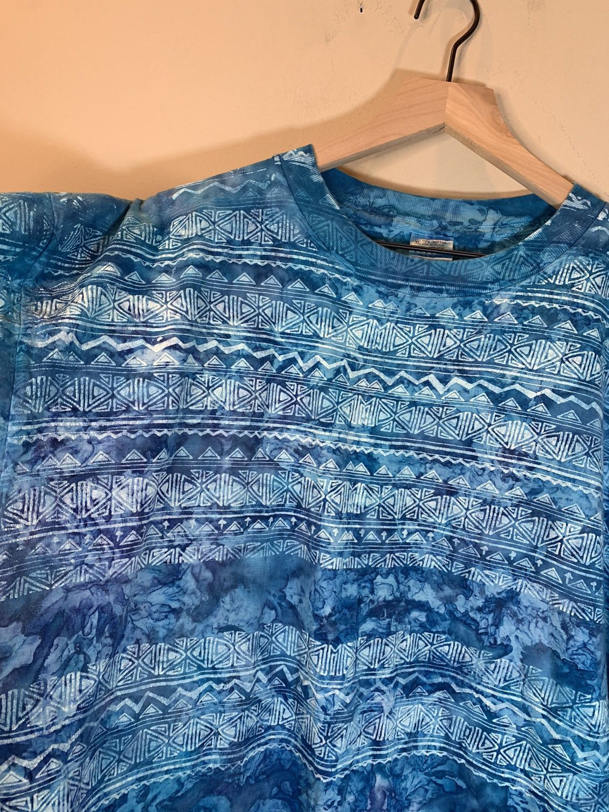 Vintage *RARE* Vintage Tie-Dye Surf Art Single Stitch Tribal T-Shirt Size US XL / EU 56 / 4 - 3 Thumbnail