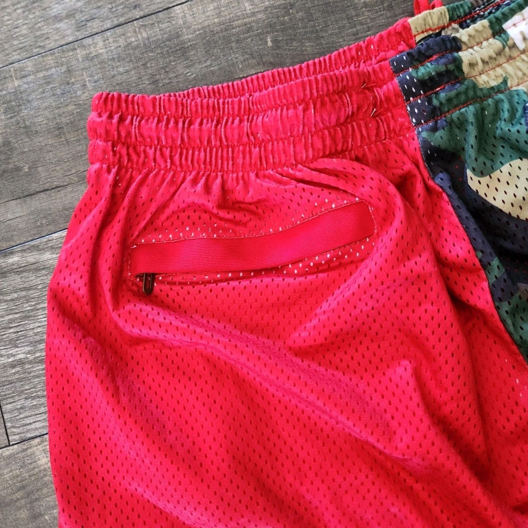 Vintage Headgear Classics Basketball Shorts 3XL Hip Hop Y2k Wayne Red Camo Mens Size US 39 - 7 Thumbnail