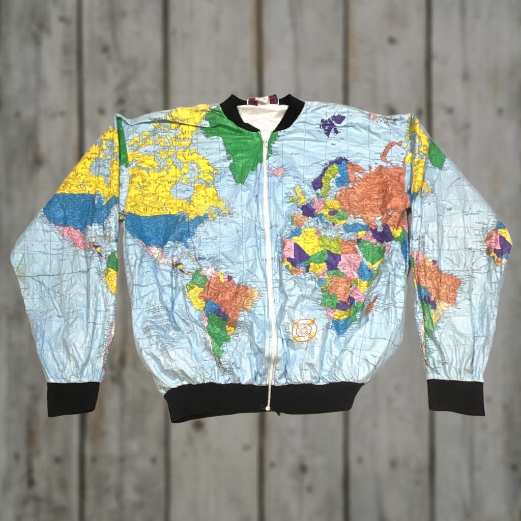 Vintage VTG 80s Ty Breakers Tyvek World Map Windbreaker Medium AllOver Print Kurt Cobain Size US 31 - 1 Thumbnail