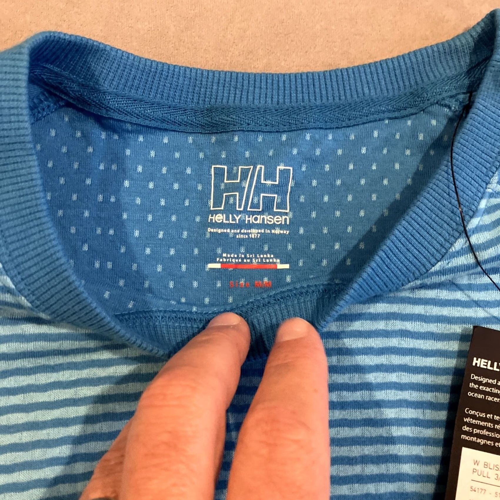 Helly Hansen Helly Hansen T-Shirt Womens Medium Long Sleeve Blue Striped Crew Neck Pullover Casual All Seasons Size M / US 6-8 / IT 42-44 - 2 Thumbnail