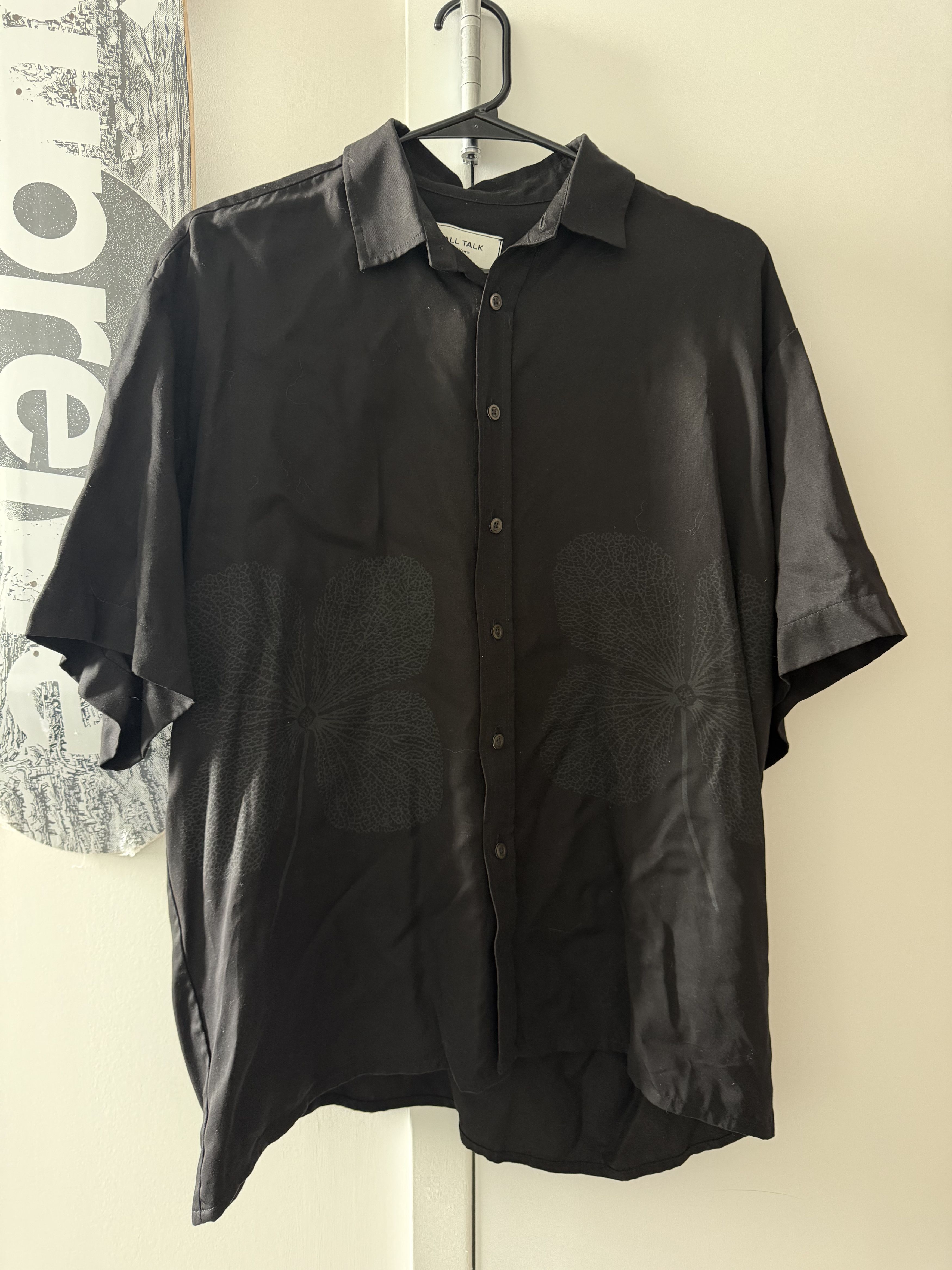 Other Small Talk Studio Black Floral Button Up Size US M / EU 48-50 / 2 - 1 Thumbnail