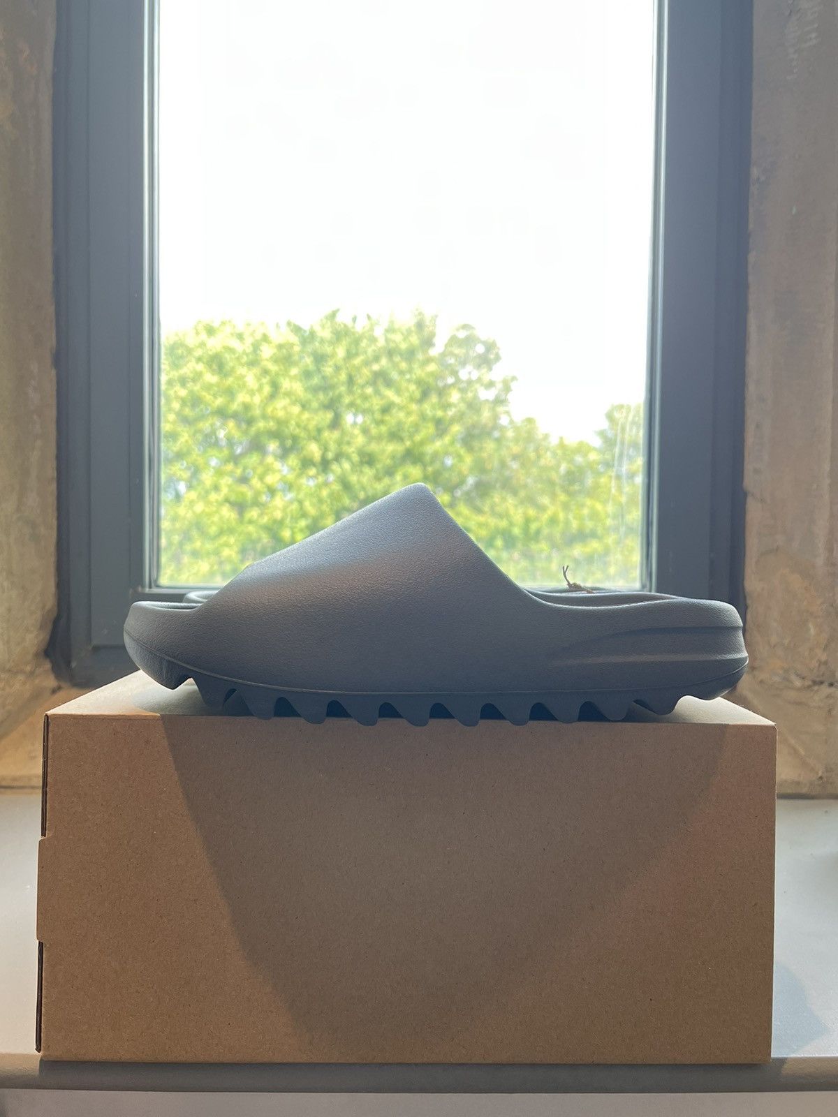 Adidas × Kanye West Adidas YEEZY slide Size US 8 / EU 41 - 1 Thumbnail