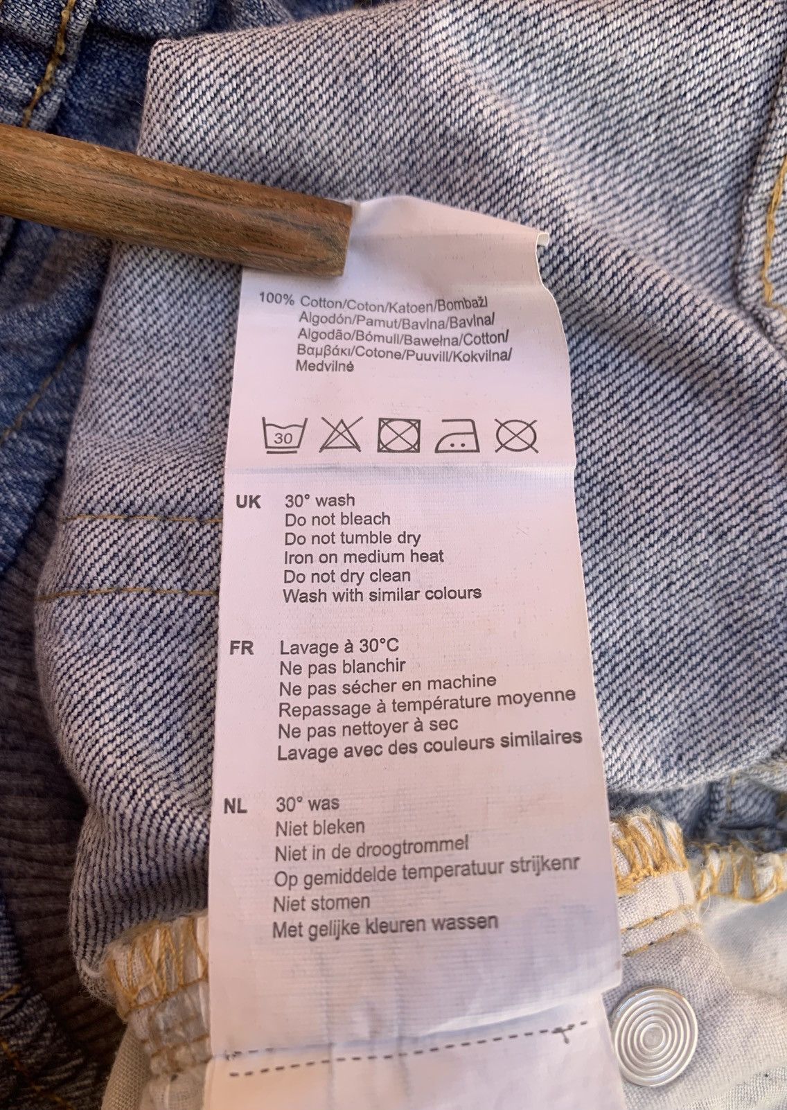 Vintage Vintage SoCal & Co. Blue Cargo Shorts – Rare 2010s Surfwear Size US 37 - 8 Thumbnail