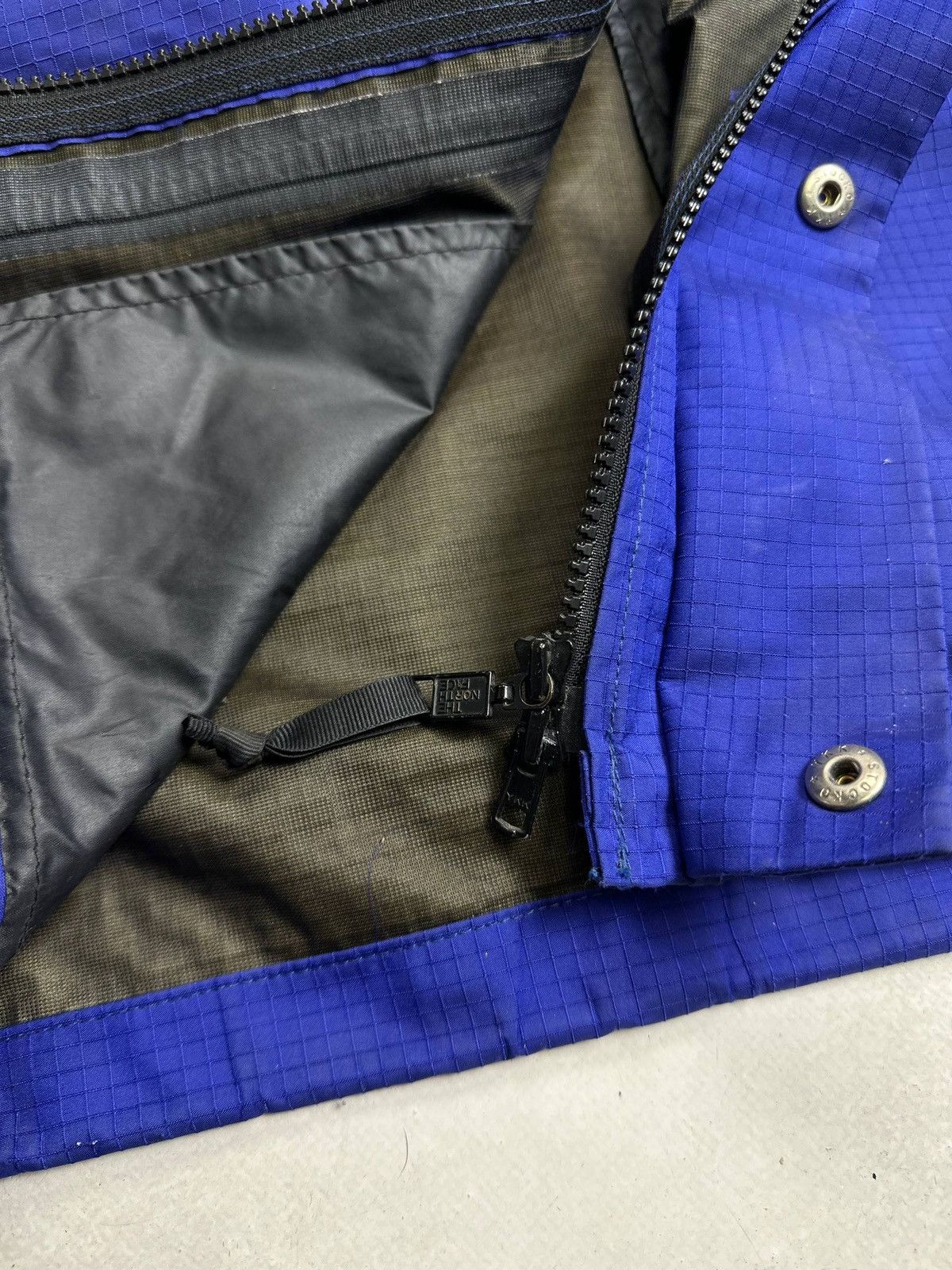 The North Face Vintage The North Face Gore-tex Waterproof Rare Jacket Gorp Size US XL / EU 56 / 4 - 10 Thumbnail